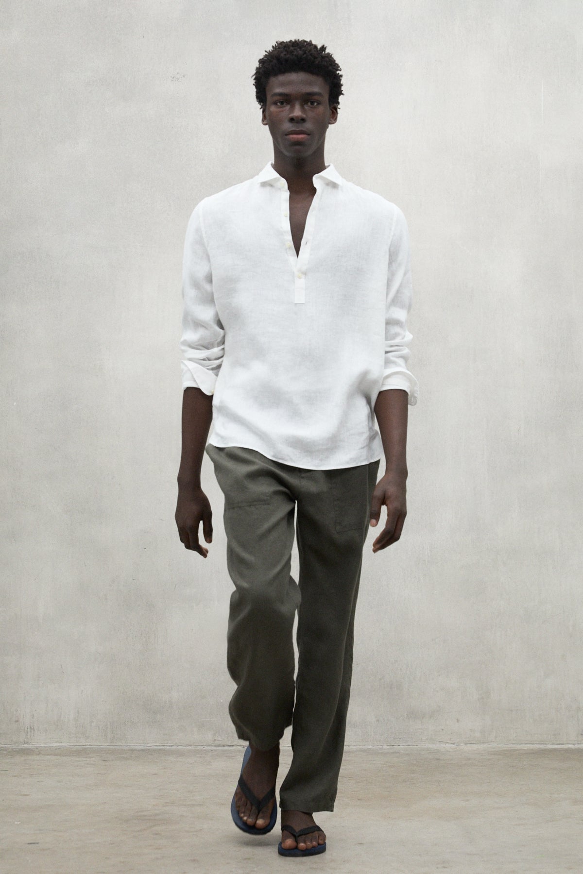 ecoalf-camisa-polino-blanca-de-lino-para-hombre-fit-regular image 4