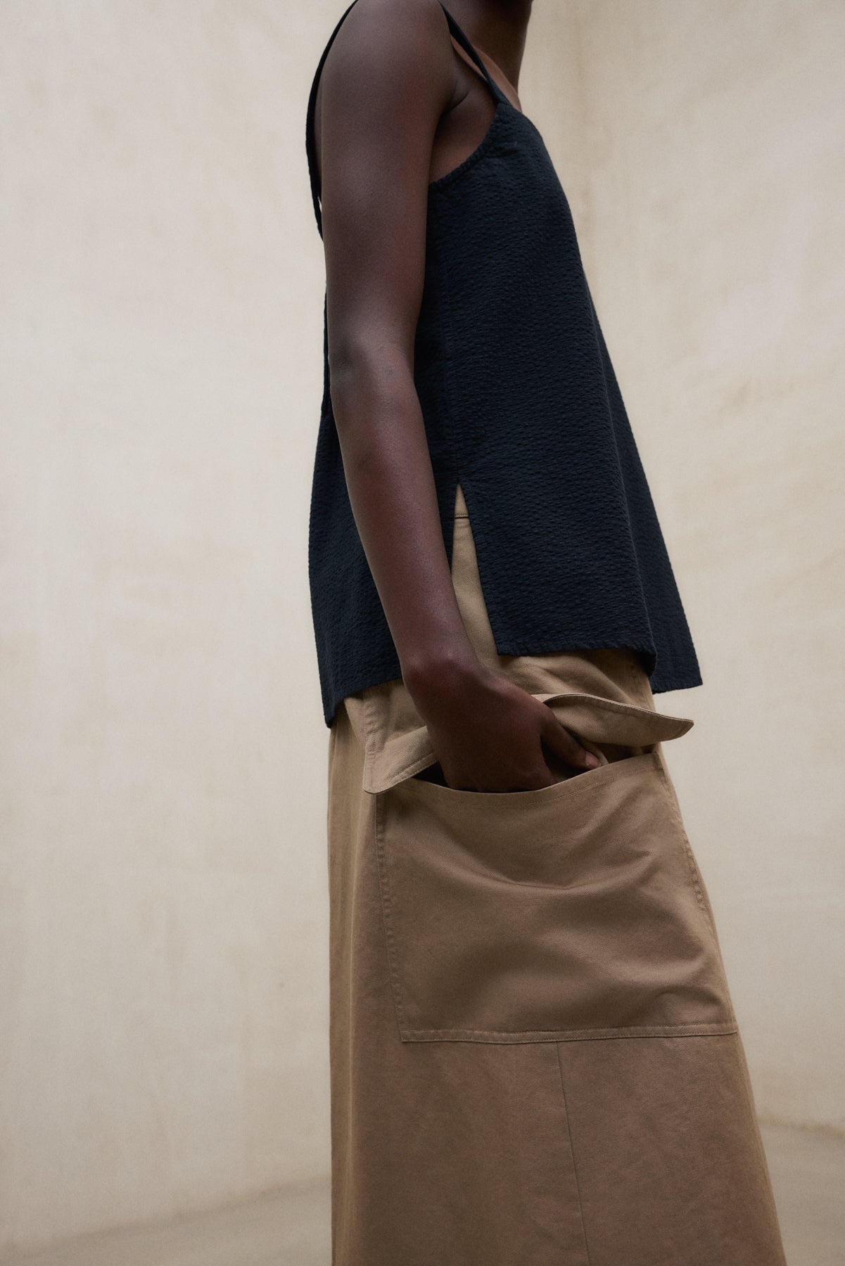 ecoalf-falda-joy-beige-61-algod-n-org-nico-l-nea-a-cremallera-invisible-bolsillo image 2