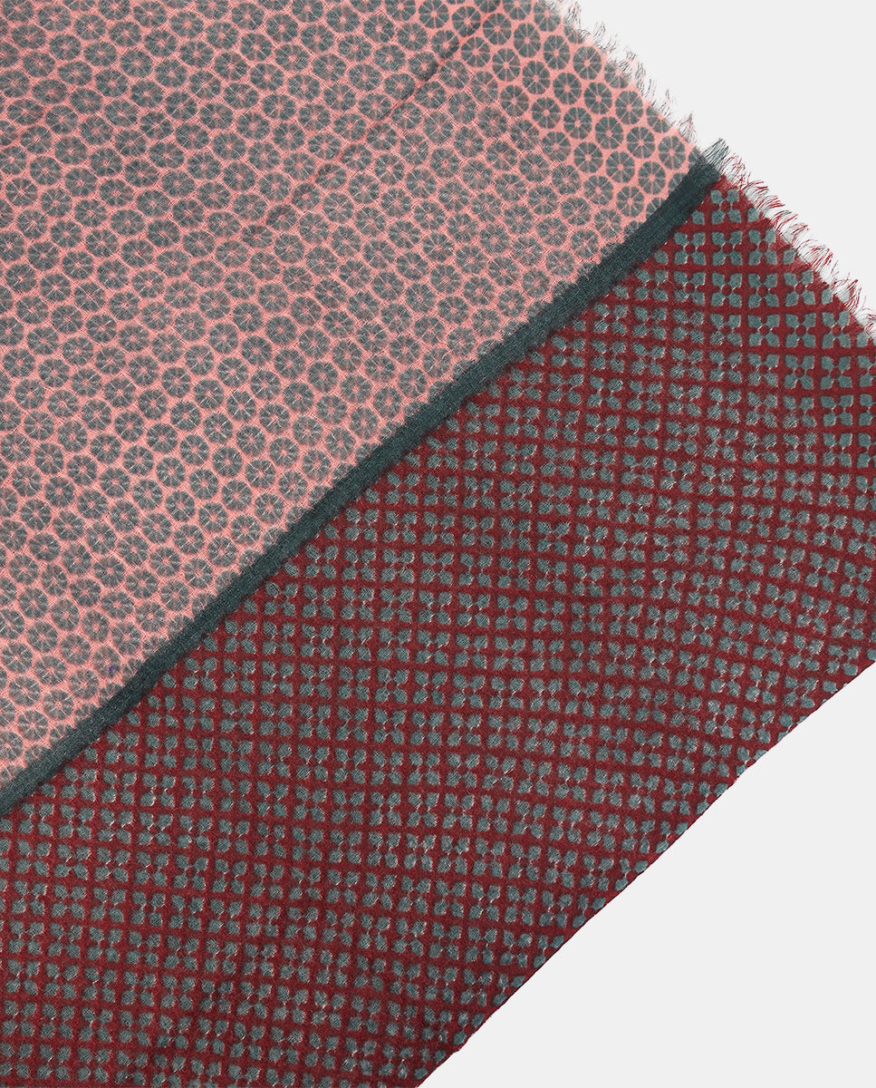 pa-uelo-lana-abbacino-geom-trico-burdeos-reversible image 3