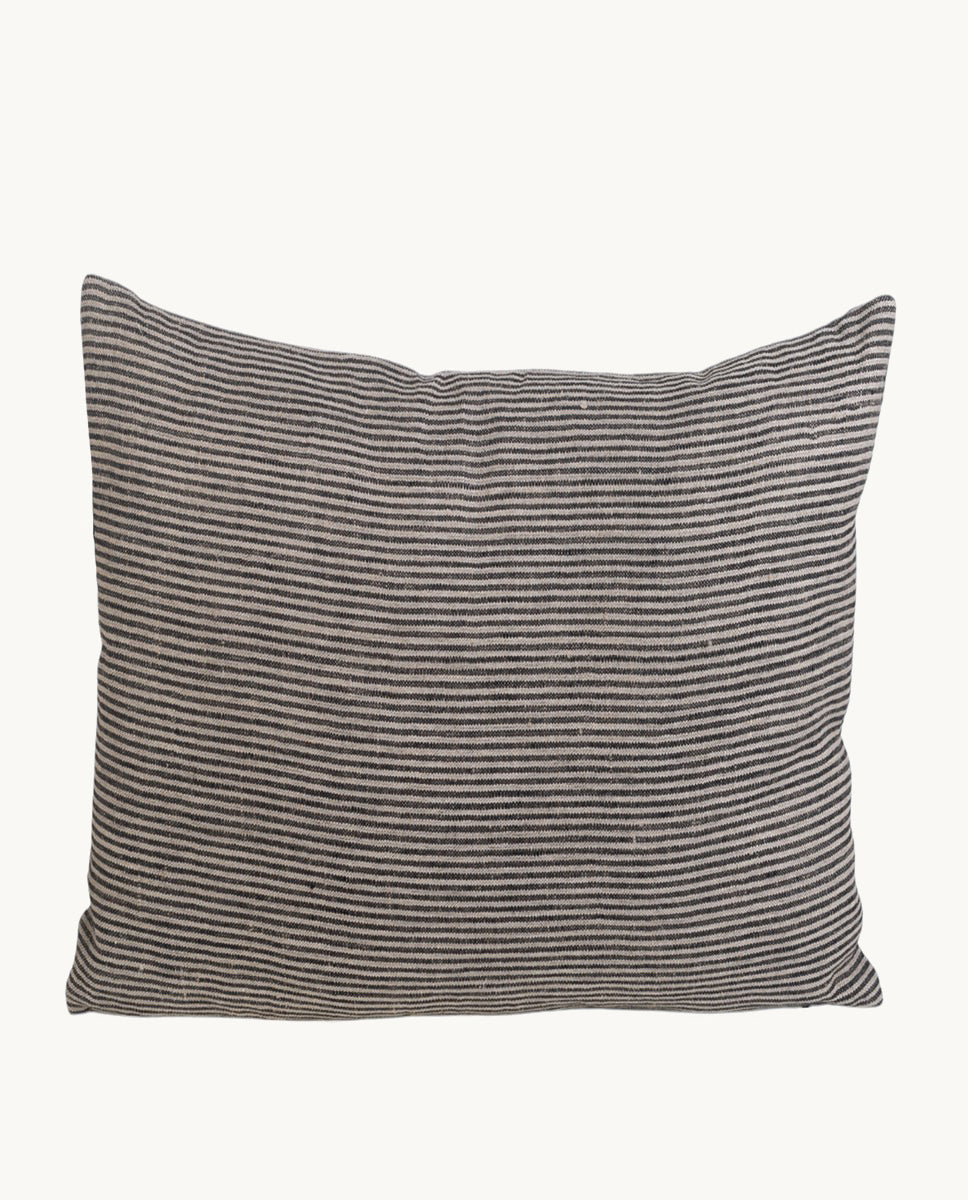 kbas-funda-coj-n-de-lino-con-relleno-45x45-cm image 1
