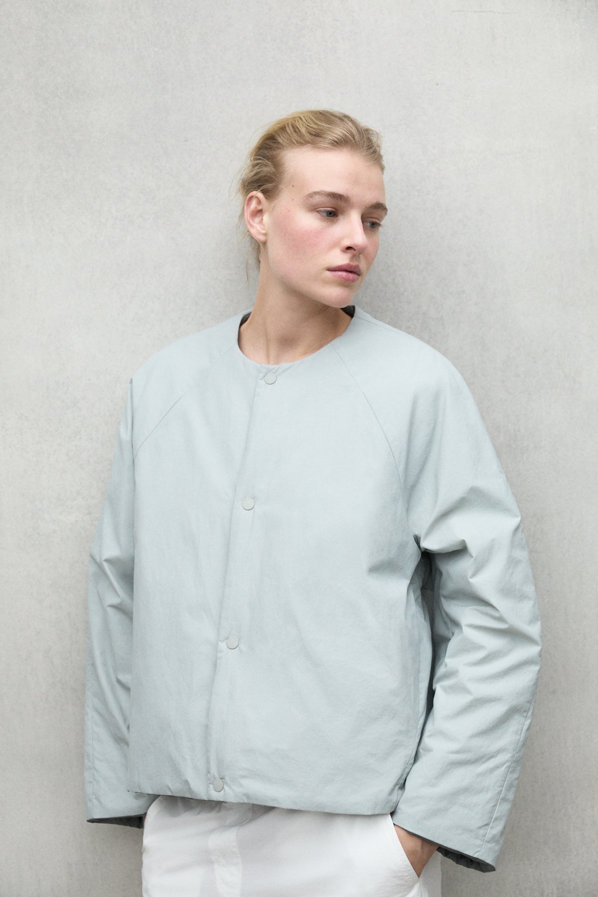 chaqueta-reversible-gavea-gris-ecoalf-63-poliamida-reciclada-oversize image 7