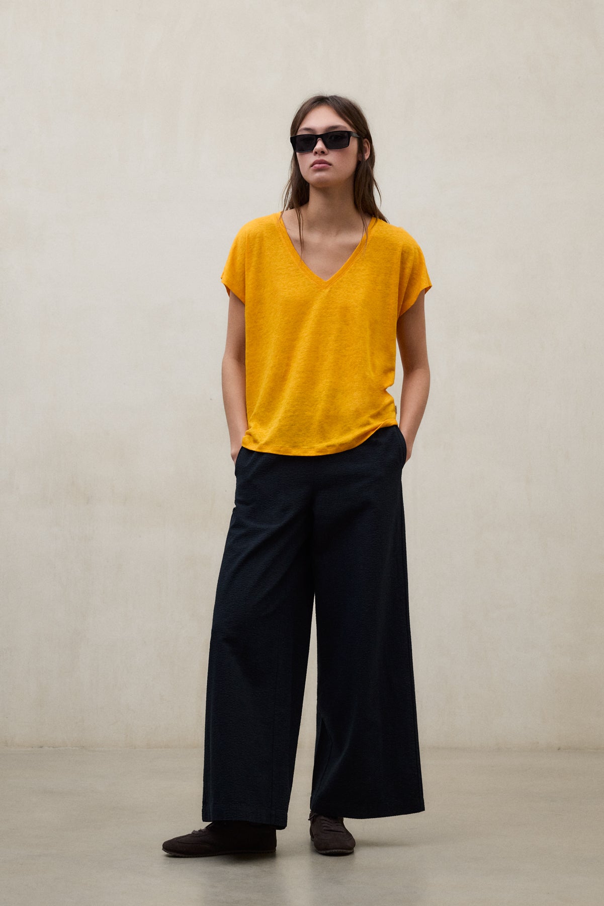 camiseta-ecoalf-arendal-naranja-de-lino-para-mujer image 1