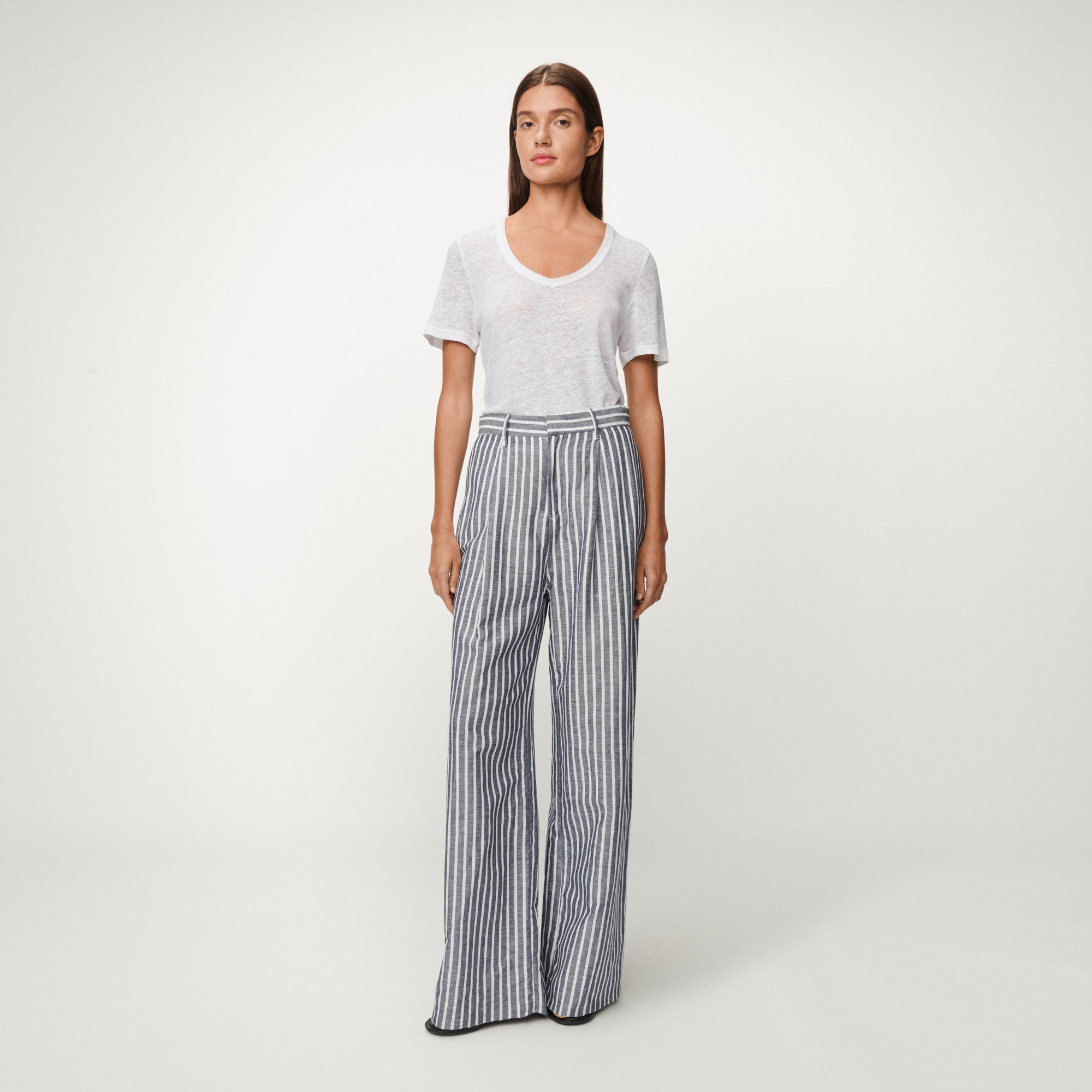 lois-cody-pantal-n-de-lino-y-algod-n-de-talle-alto-y-pierna-ancha-made-in-spain- image 1