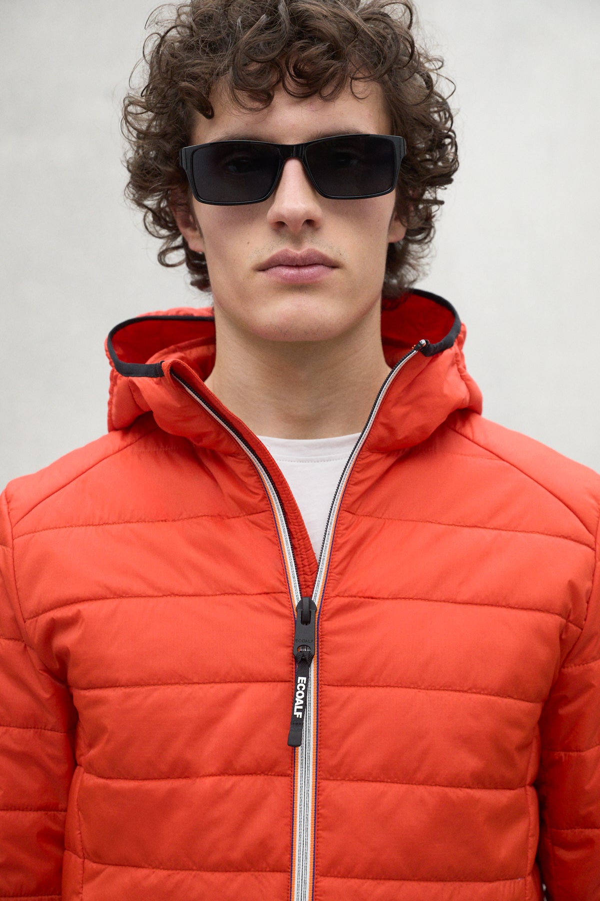 ecoalf-chaqueta-atlantico-naranja-de-hombre-poliamida-reciclada-ultraligera-repe image 4