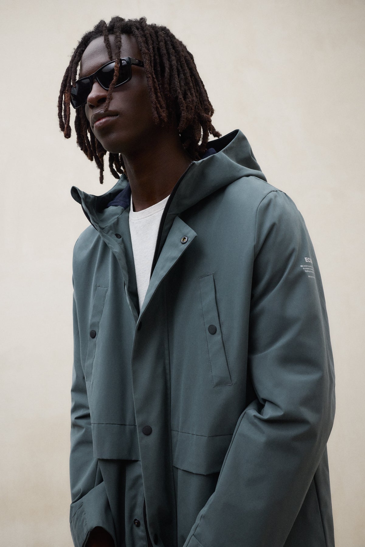 chaqueta-ecoalf-gab-verde-para-hombre-poli-ster-reciclado-capucha-y-cierre-de-cr image 6