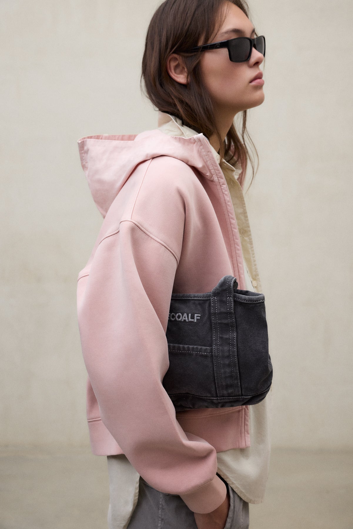 sudadera-ecoalf-arica-rosa-de-neopreno-y-algod-n-org-nico-para-mujer image 4