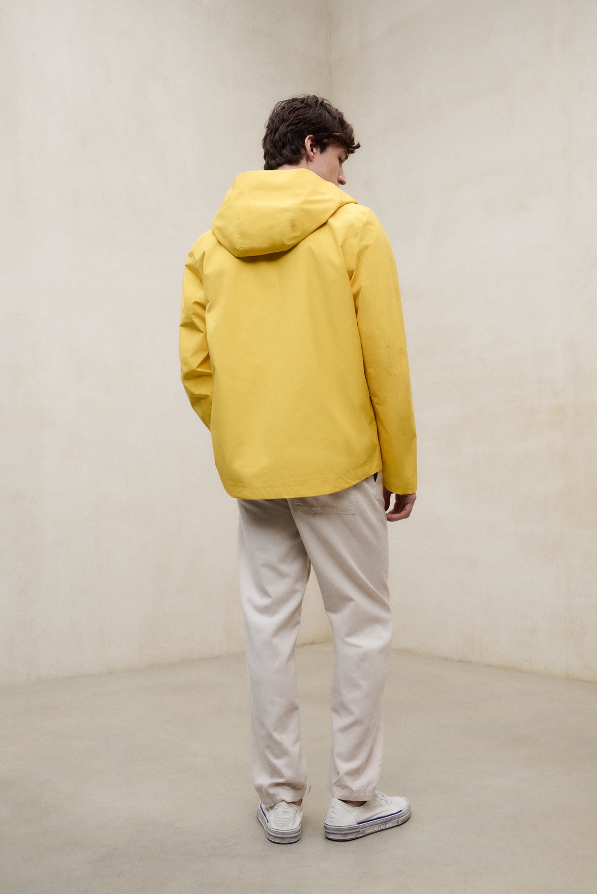 chaqueta-darwin-ecoalf-amarilla-impermeable-3k-transpirable-3k-100-poli-ster-rec image 4