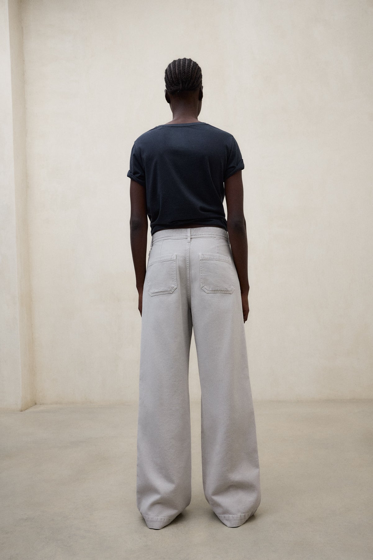 pantalones-valls-gris-ecoalf-para-mujer image 2