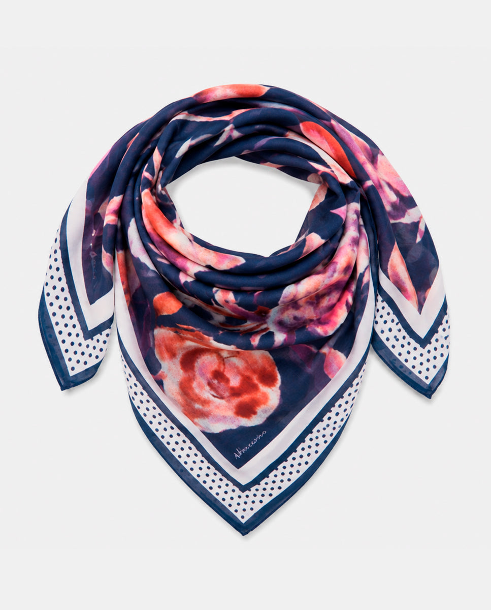 abbacino-bandana-de-seda-y-modal-floral-azul image 1