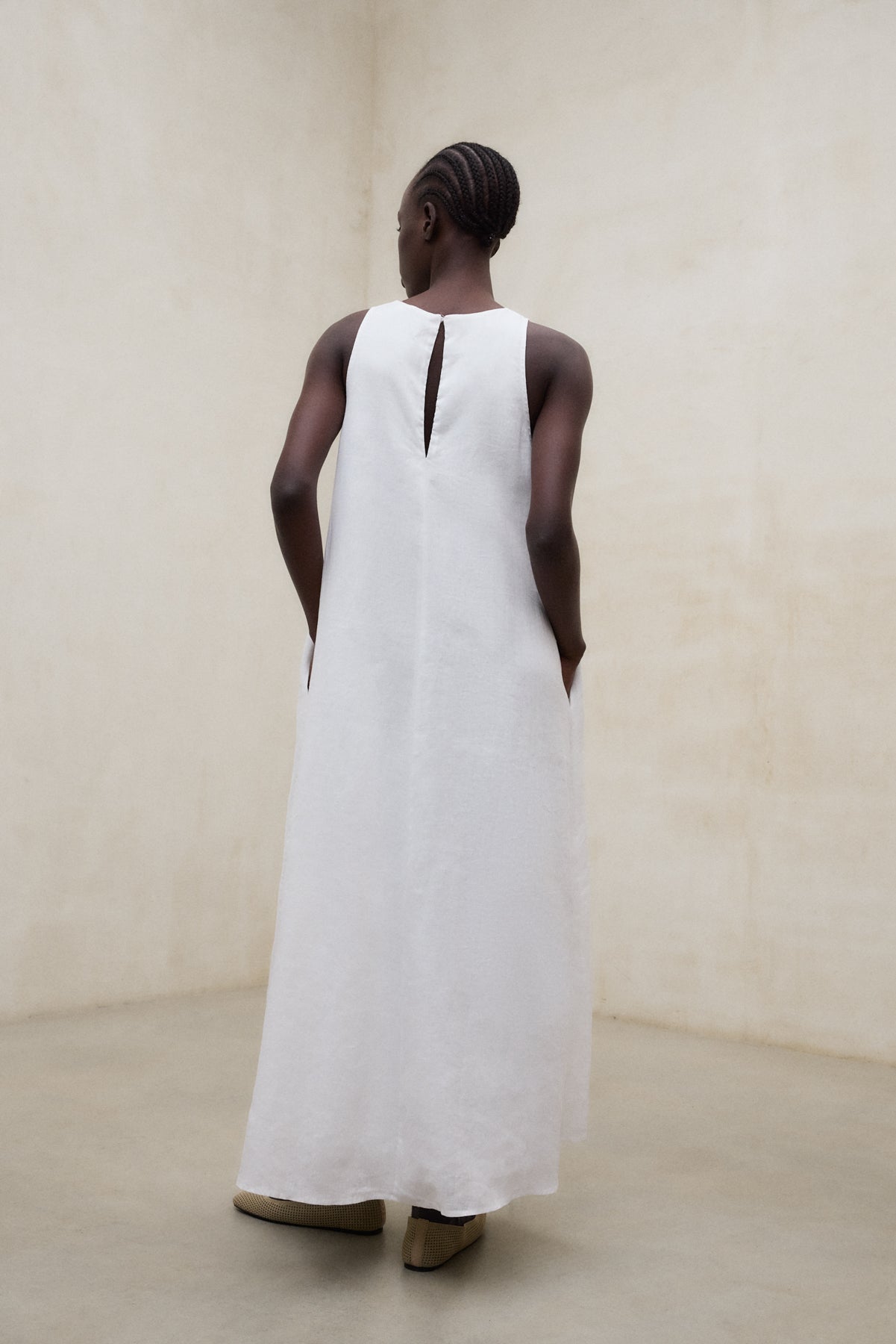 vestido-ecoalf-ukara-blanco-de-lino-para-mujer image 3
