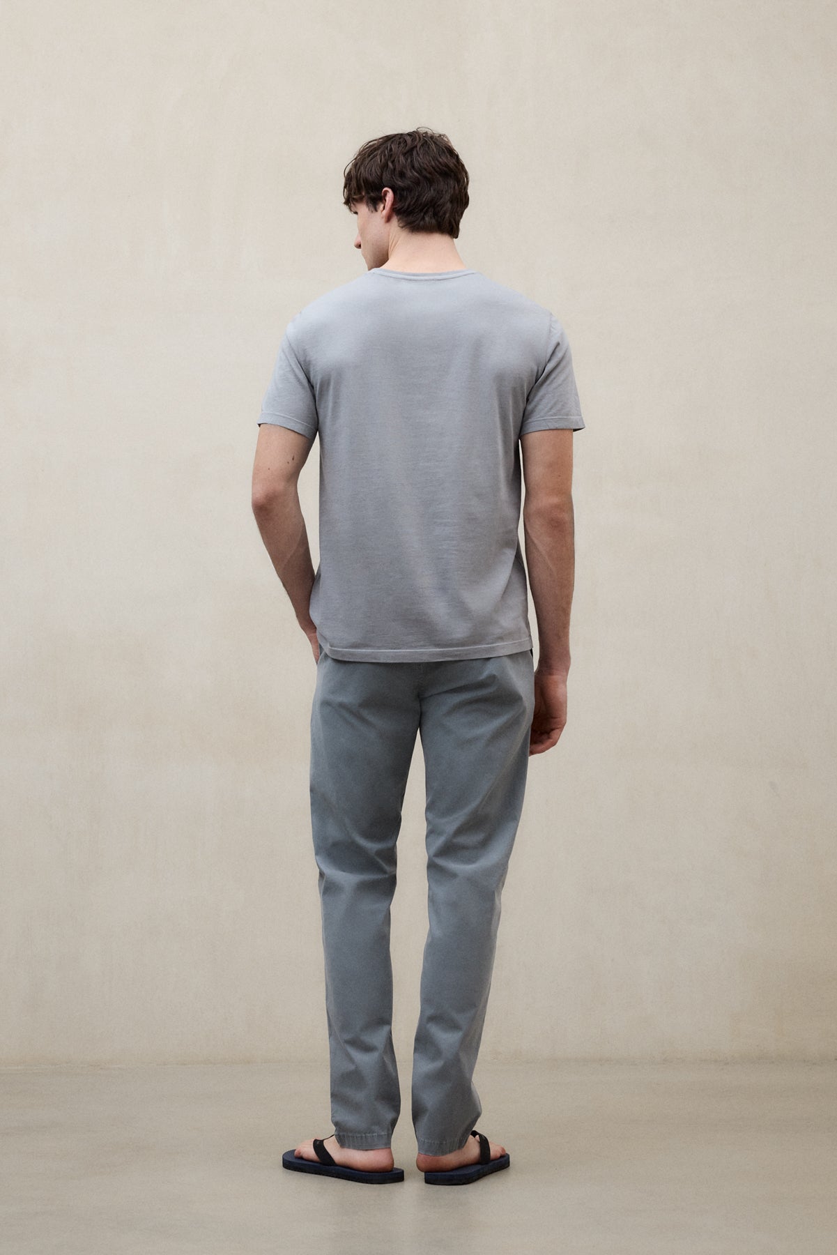 ecoalf-camiseta-vent-gris-algod-n-reciclado image 2