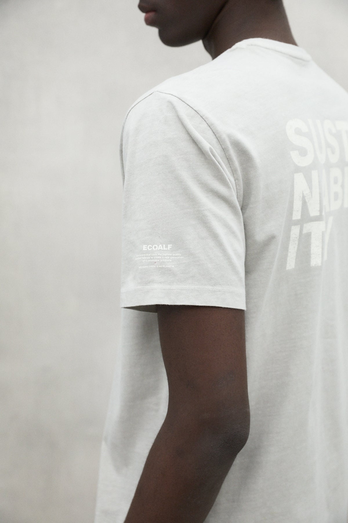 camiseta-sustano-beige-ecoalf image 5