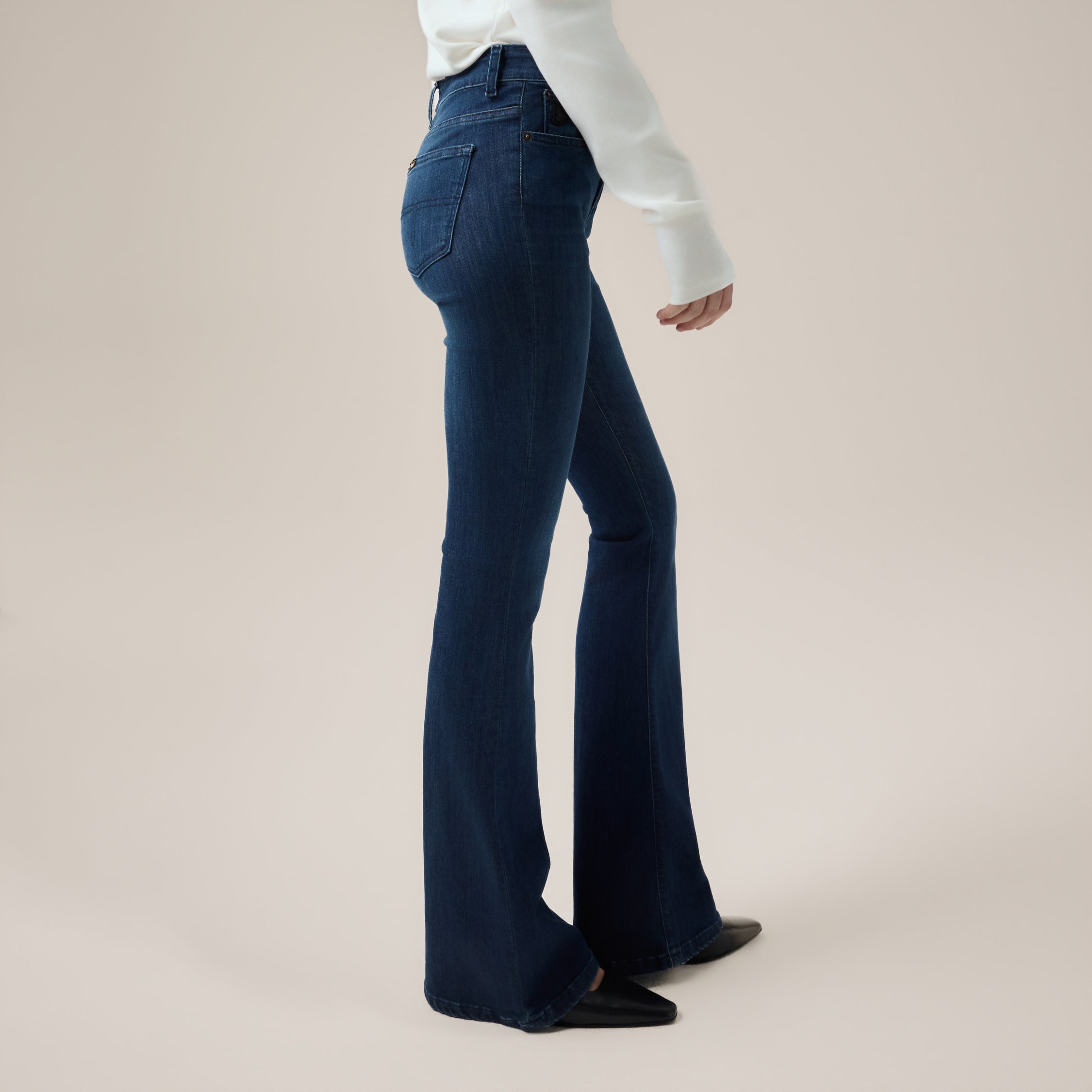 lois-raval-16-pantal-n-vaquero-de-mujer-corte-slim-mezcla-de-algod-n-modal-y-ela image 2