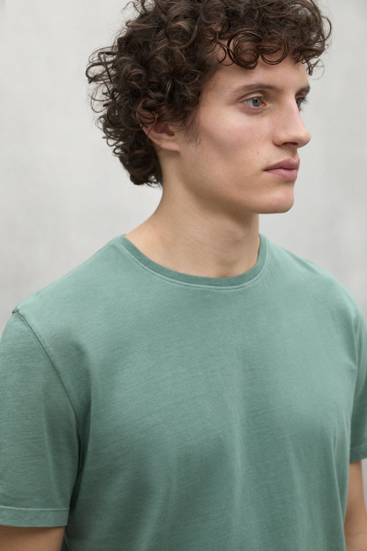 ecoalf-camiseta-vent-verde-100-algod-n-reciclado image 5