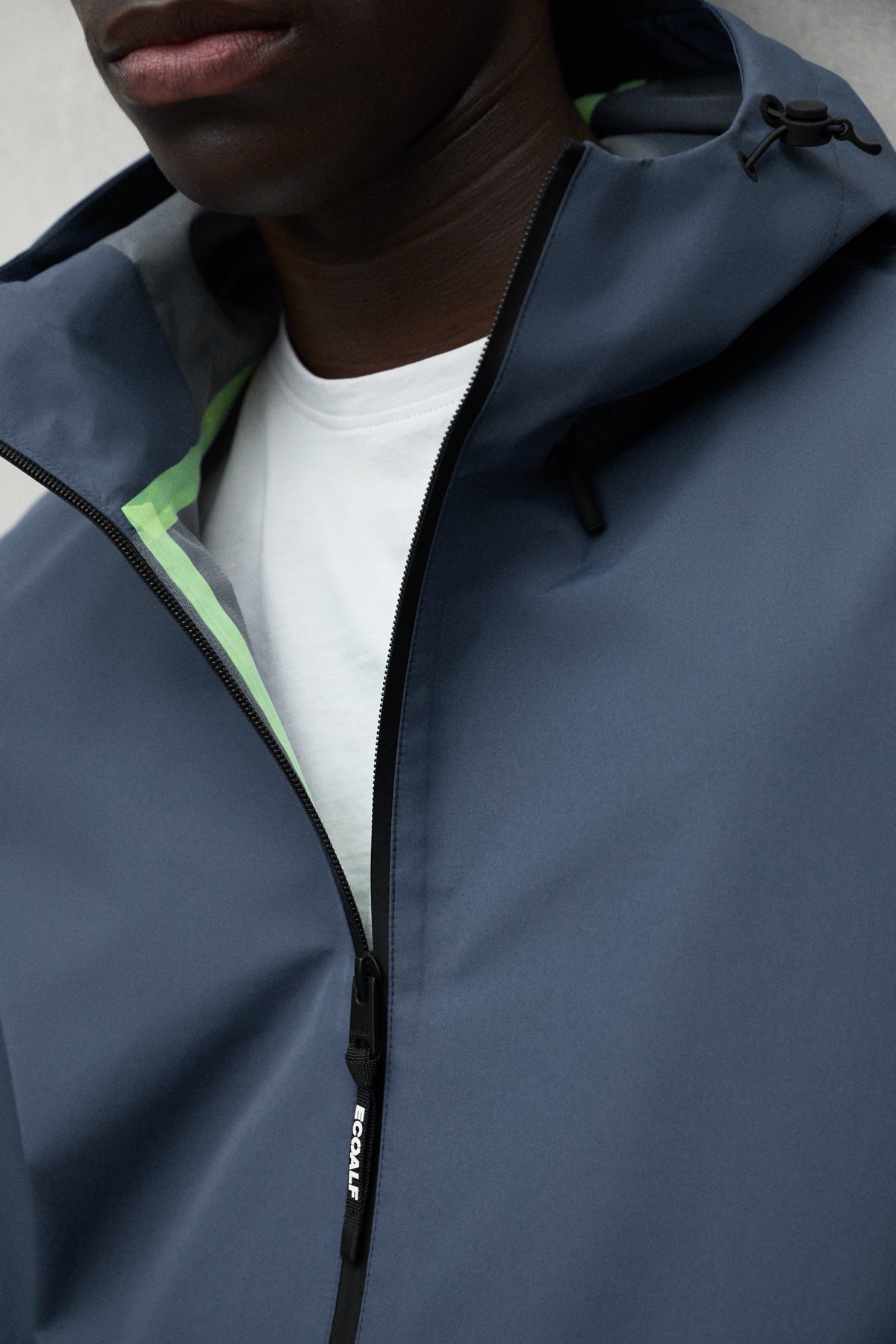 chaqueta-ecoalf-venue-azul-impermeable-de-poli-ster-reciclado-para-hombre image 4