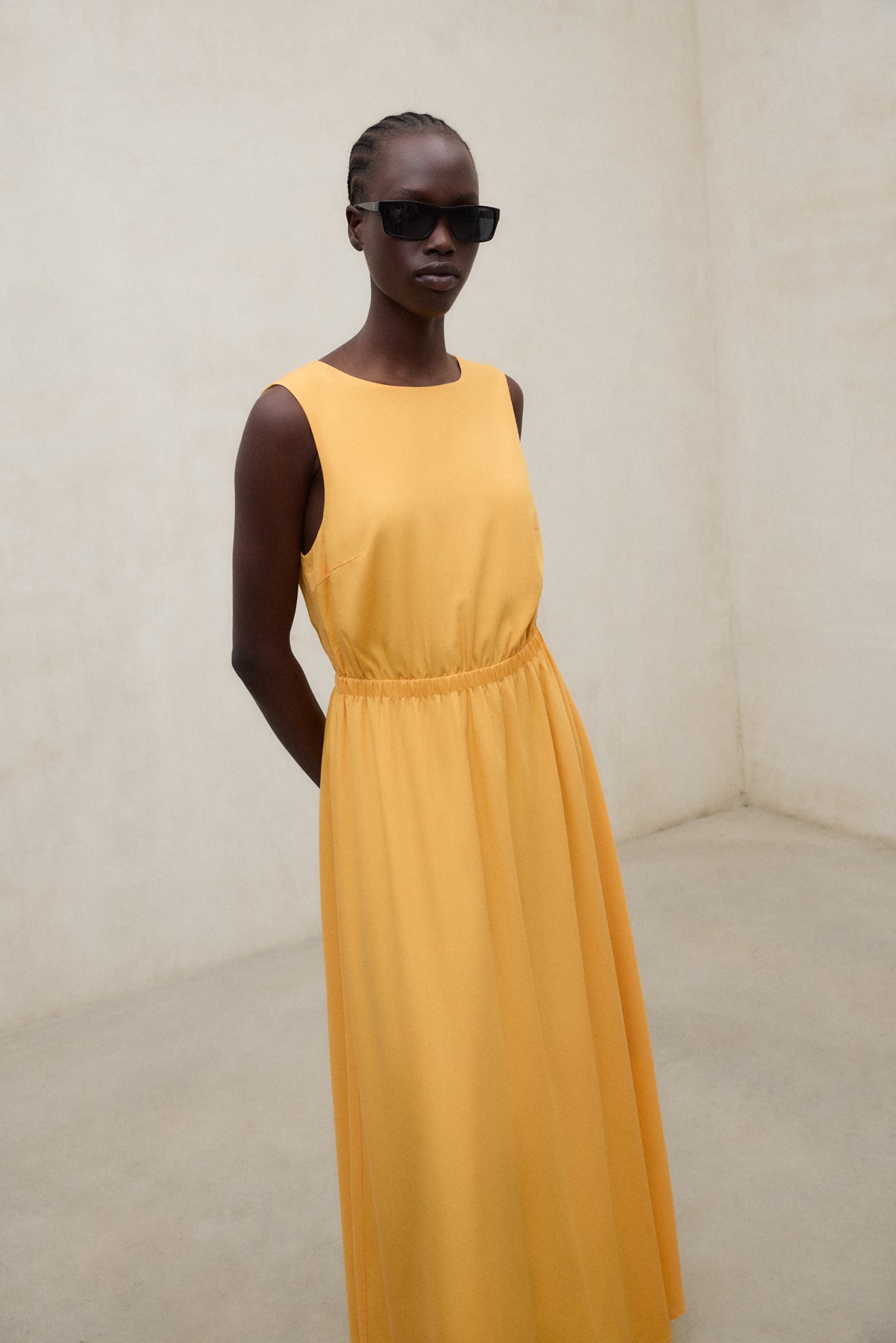 vestido-ecoalf-vittoria-naranja-de-tencel-lyocell-para-mujer image 2