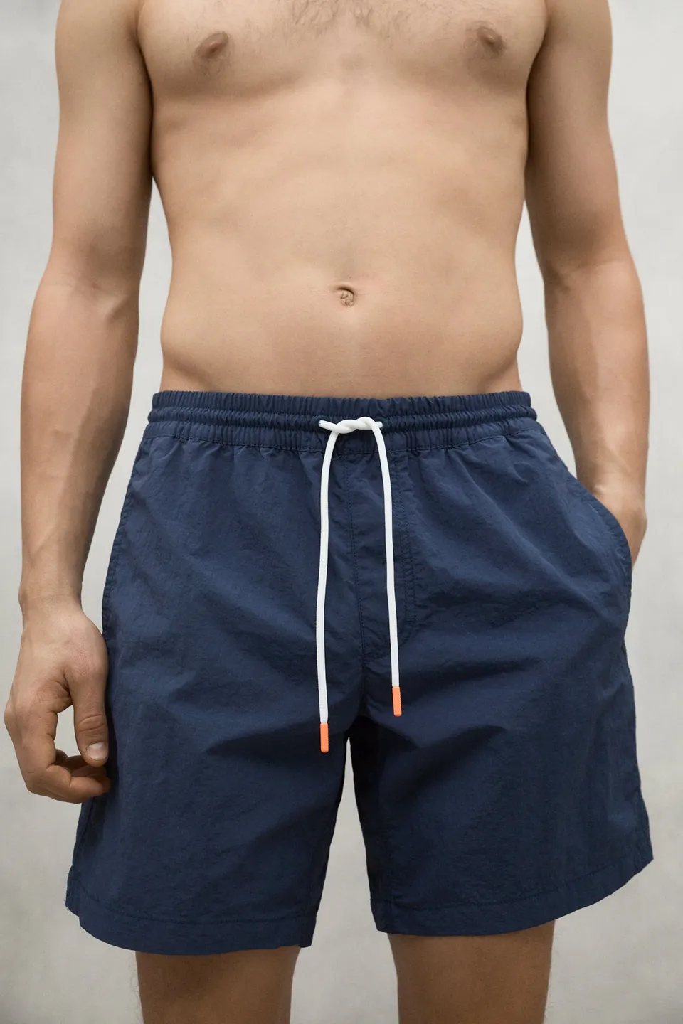 traje-de-ba-o-lanai-de-ecoalf-100-poliamida-reciclada-azul-marino-hombre image 1