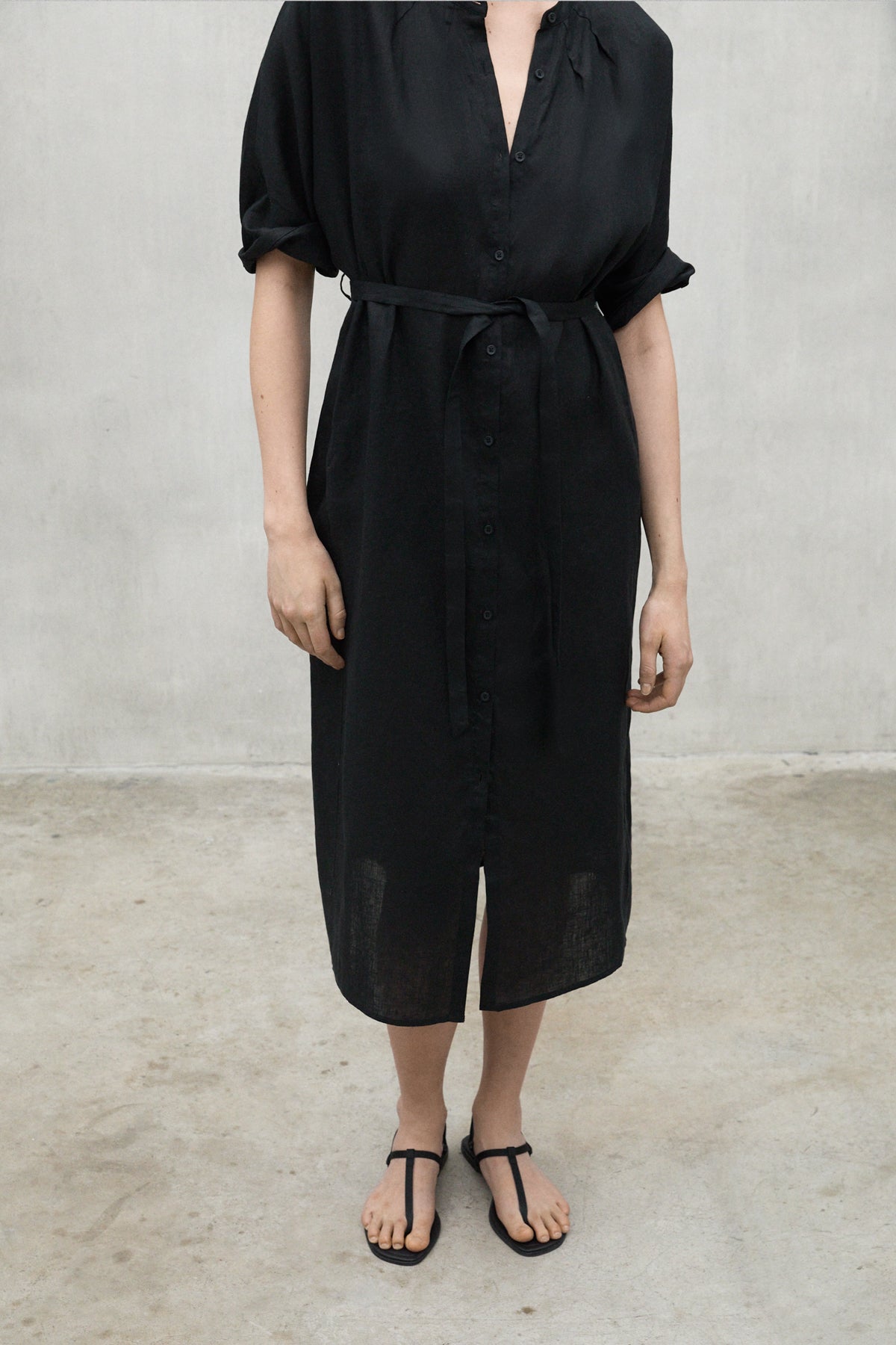 vestido-largo-lea-de-ecoalf-para-mujer-20-lino-reciclado-negro image 6