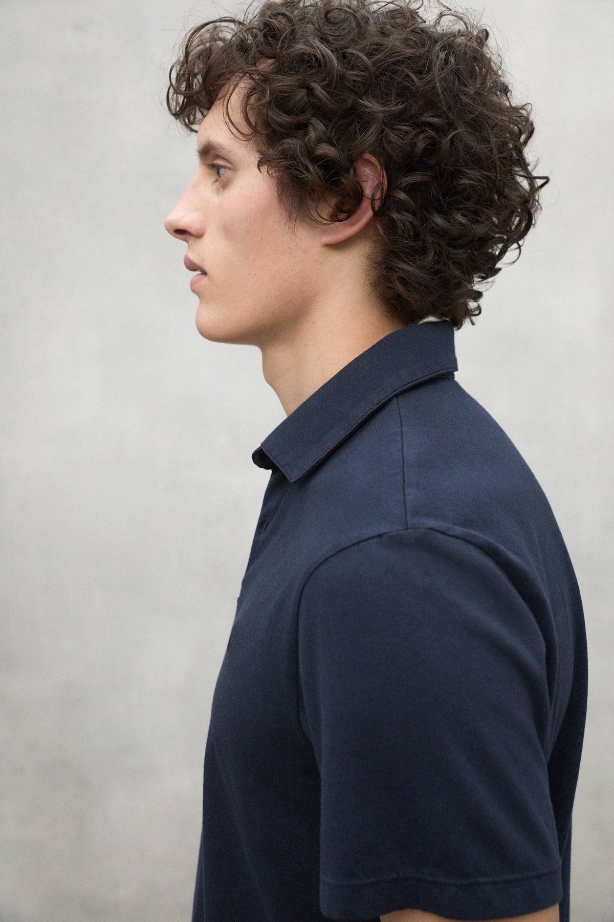 polo-ecoalf-theo-azul-marino-de-hombre-100-algod-n-reciclado-fit-regular image 4