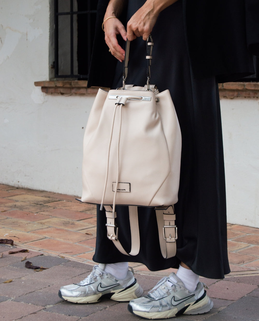 kbas-mochila-de-piel-sint-tica-urban-belcanto-color-beige image 3