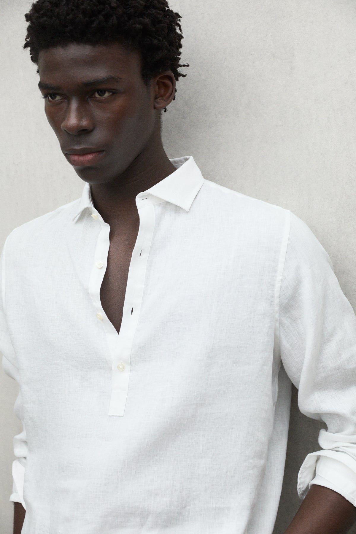 ecoalf-camisa-polino-blanca-de-lino-para-hombre-fit-regular image 5