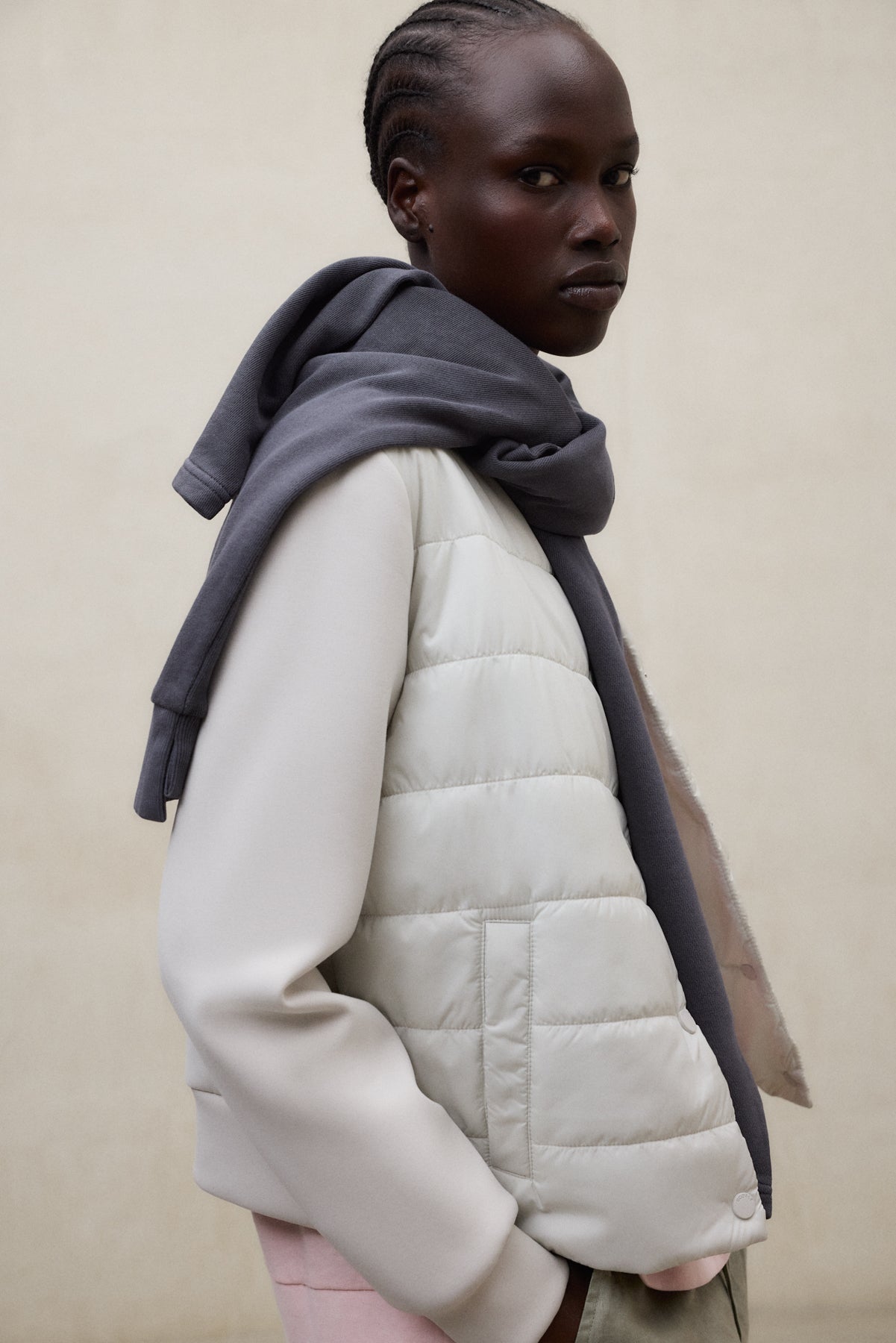 chaqueta-ecoalf-ayla-h-brida-de-poli-ster-reciclado-y-neopreno-para-mujer-en-gri image 5