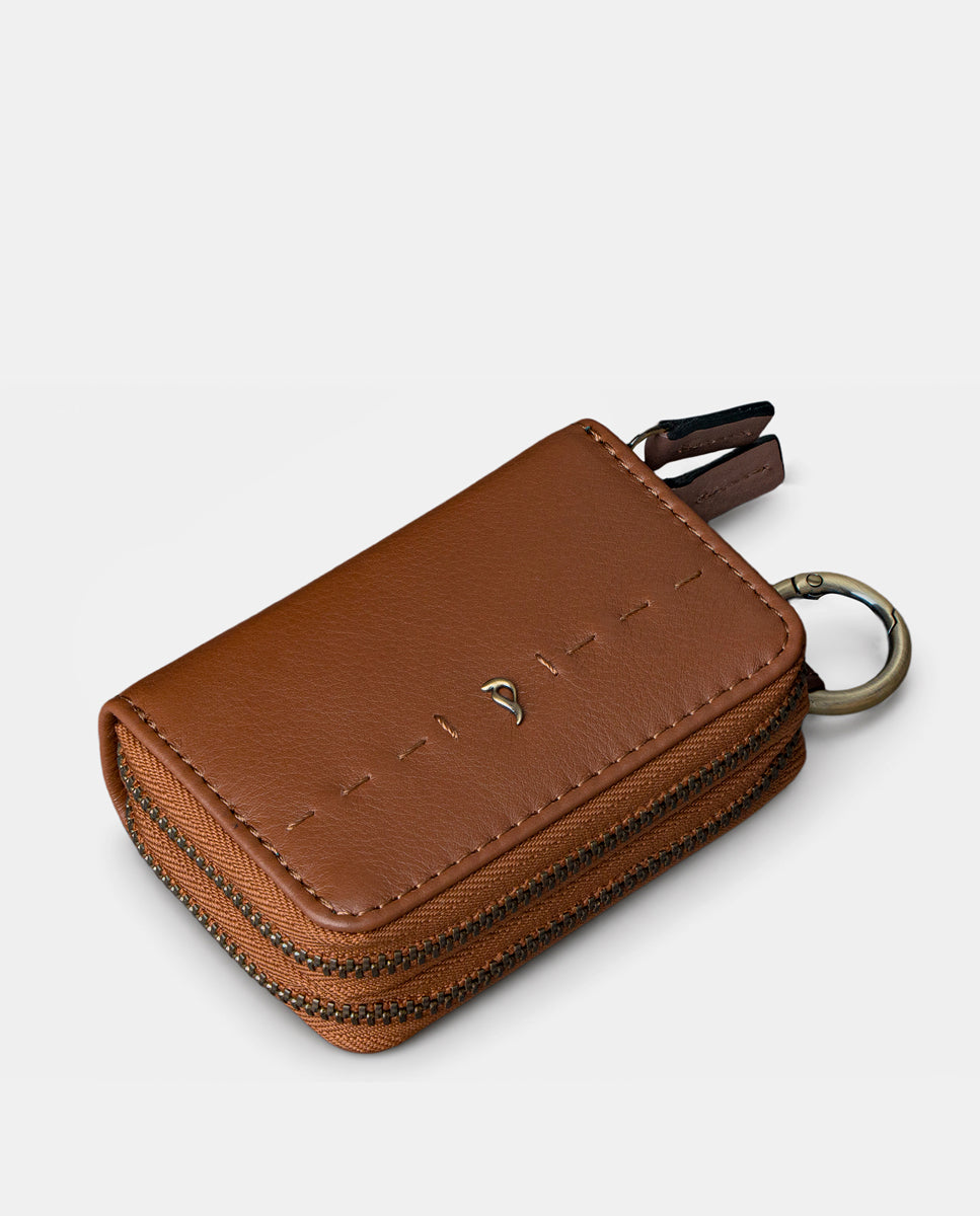 monedero-de-mujer-abbacino-de-piel-cognac-con-doble-cremallera-y-anilla-para-lla image 5