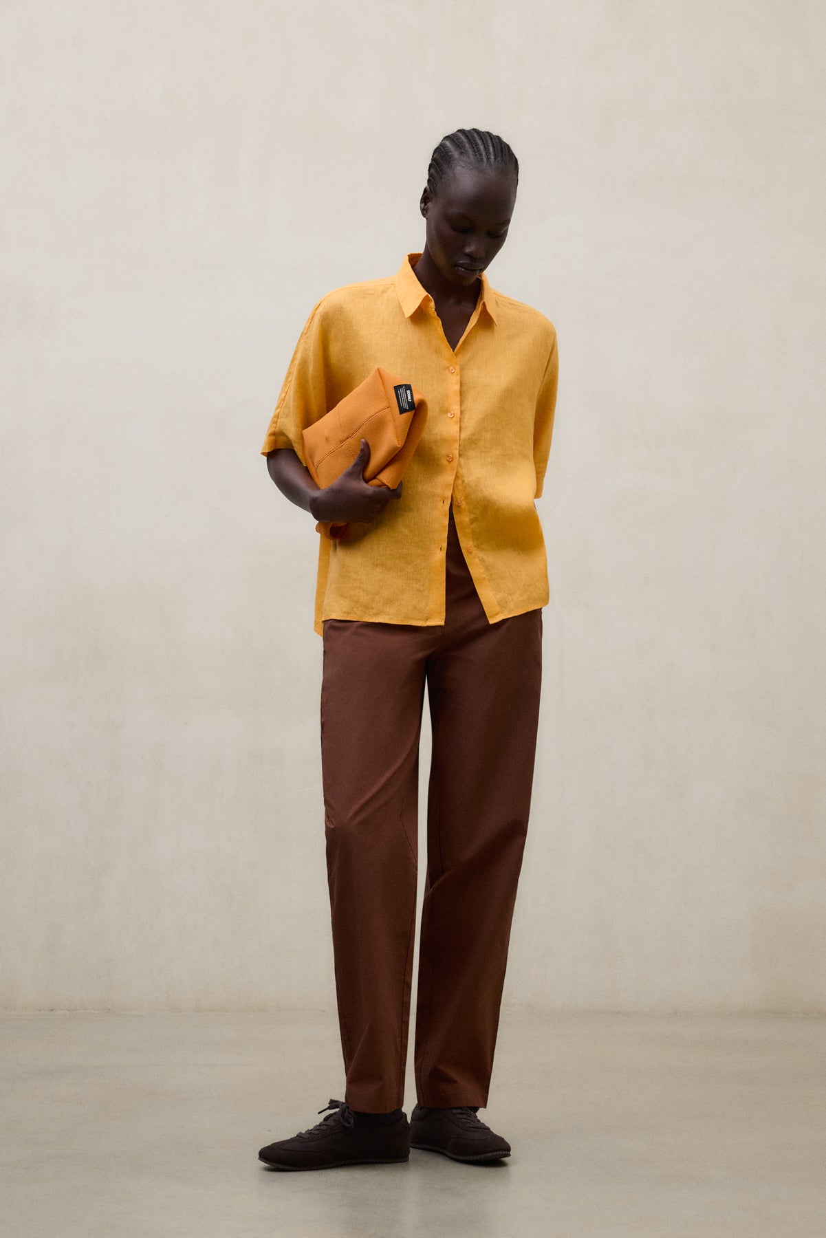 ecoalf-camisa-melania-naranja-lino-80-fit-oversize-y-cierre-de-botones image 2