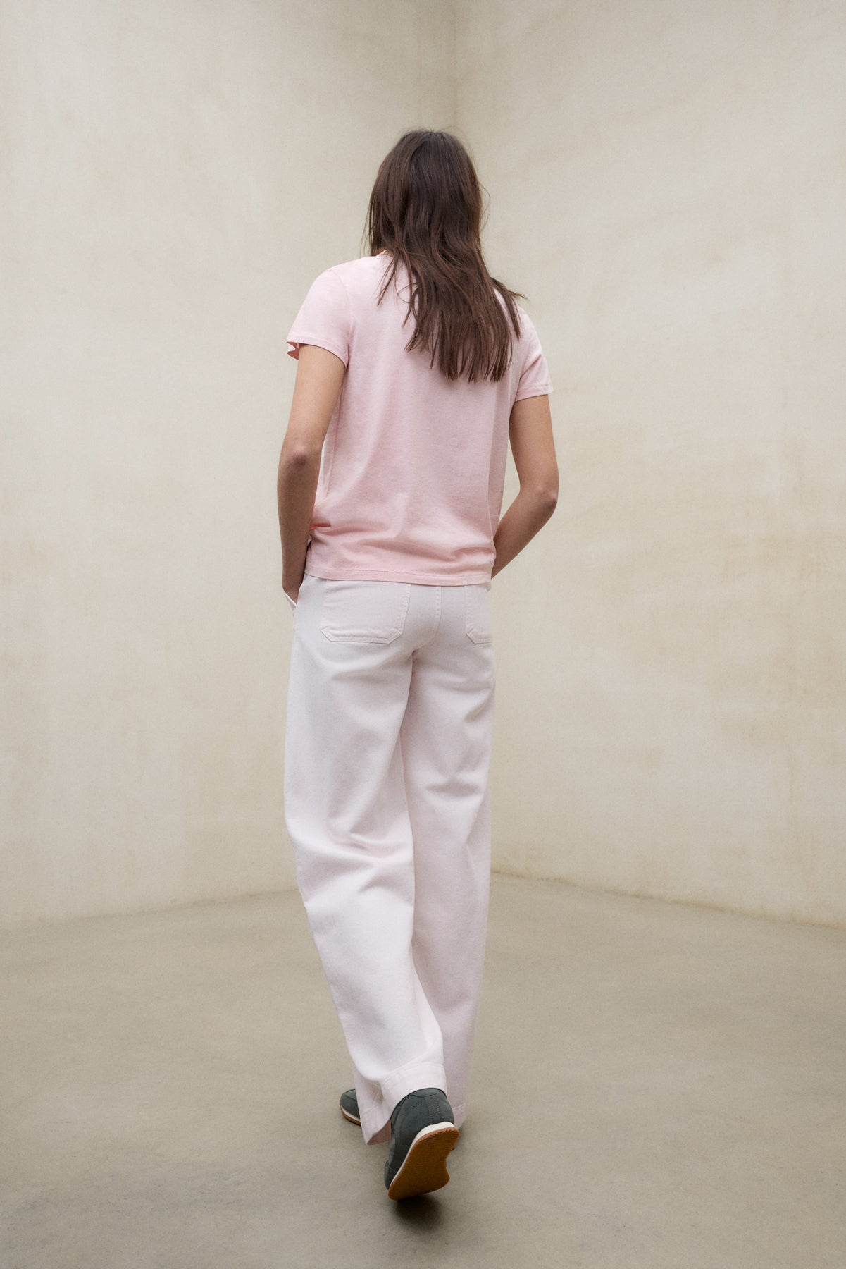 pantalones-ecoalf-valls-rosa-para-mujer image 3