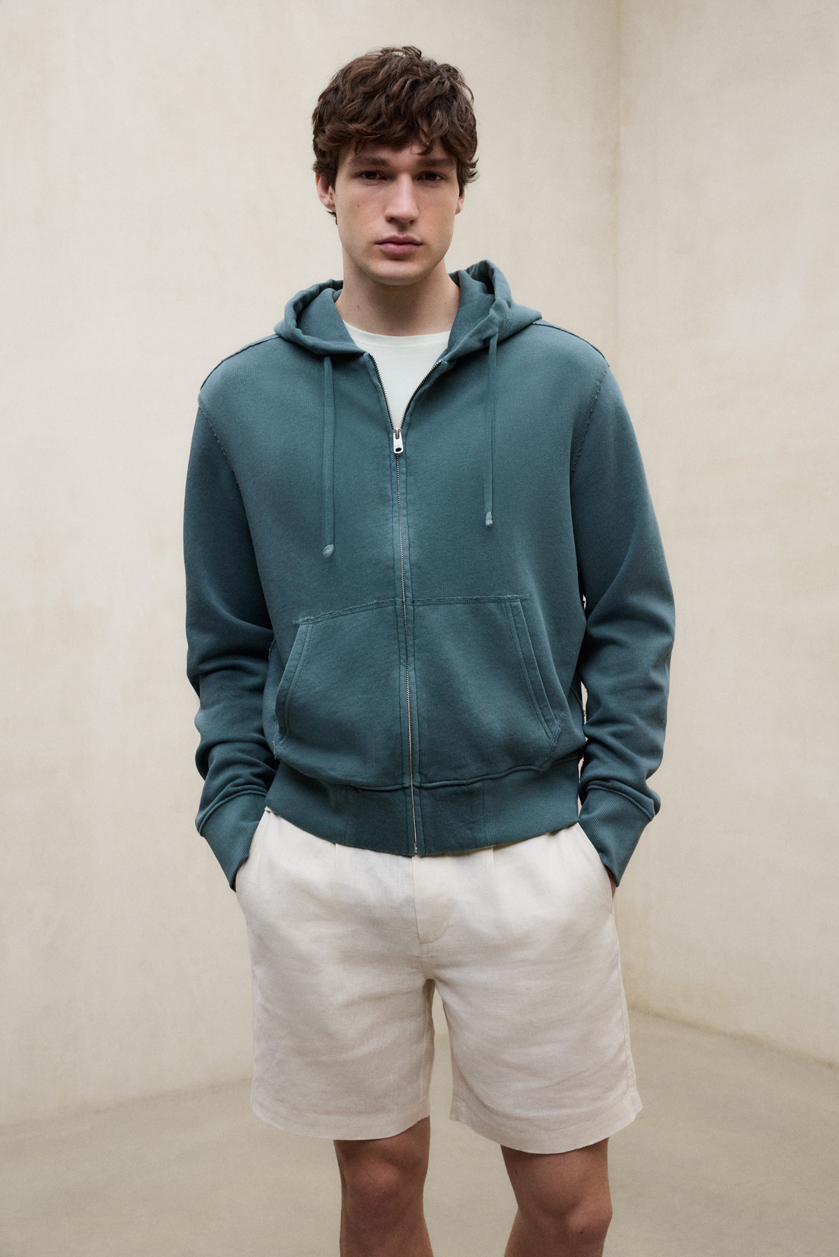 sudadera-ecoalf-rena-verde-para-hombre-50-algod-n-reciclado-capucha-y-bolsillo-c image 2