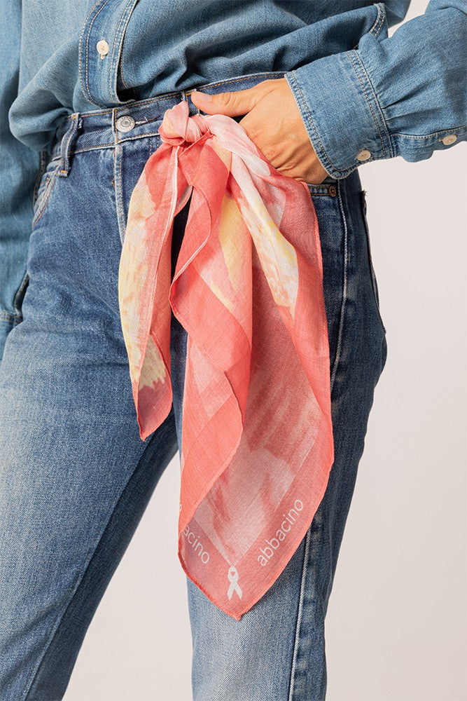 bandana-de-seda-abbacino-rosa-aecc-edici-n-limitada image 3