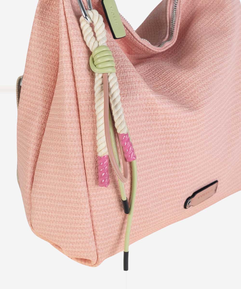 bolso-hobo-urban-achiote-de-piel-sint-tica-p-u-grabada-efecto-rafia-color-nude image 2