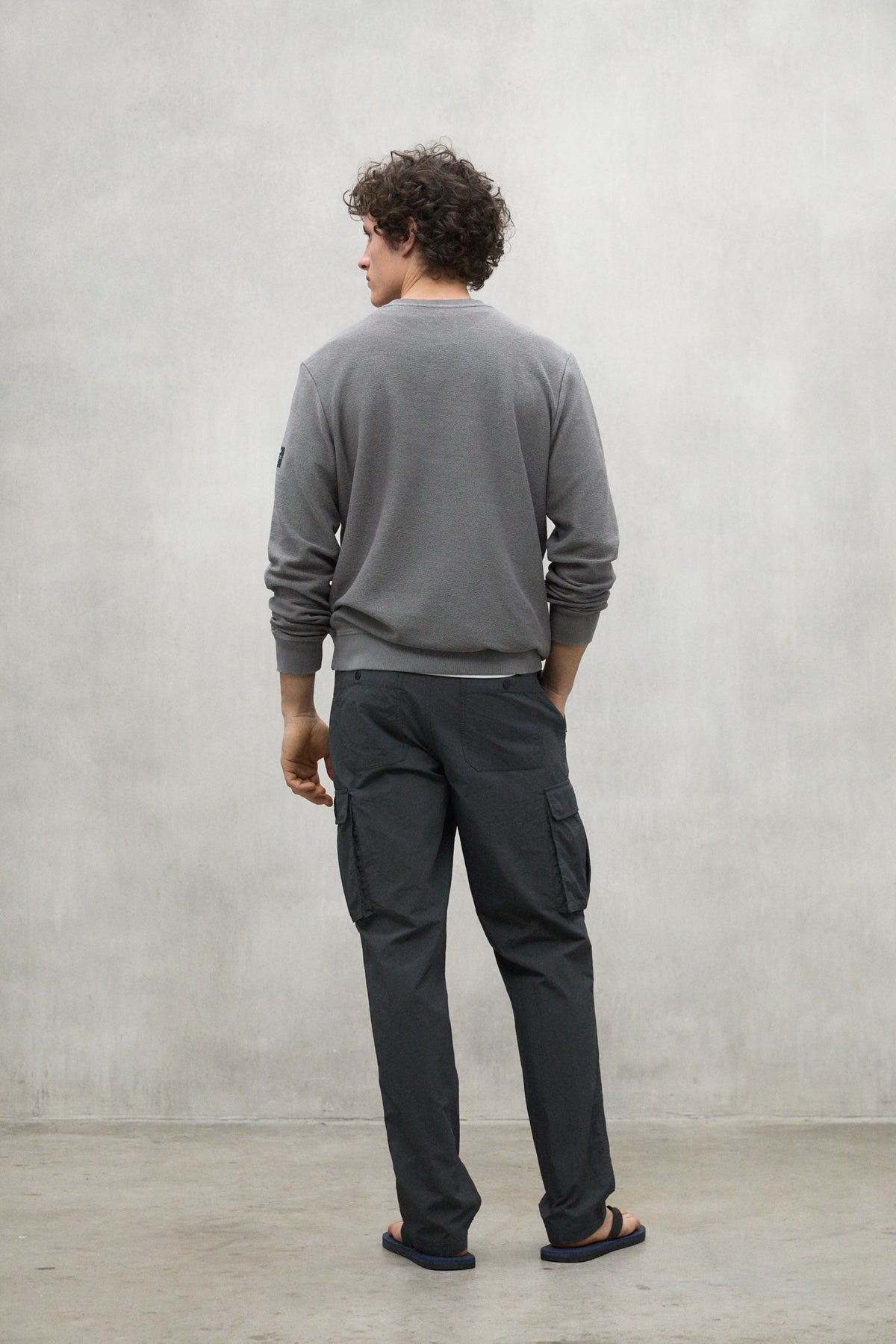 sudadera-ecoalf-newark-gris-oscuro-de-algod-n-reciclado-para-hombre image 3