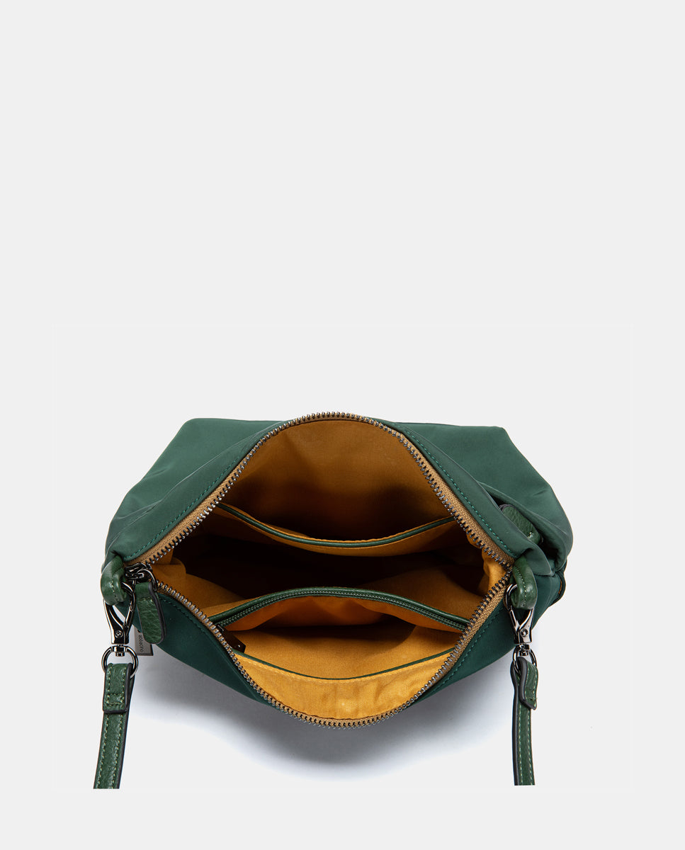 abbacino-organizador-verde-materiales-reciclados-hombro image 5