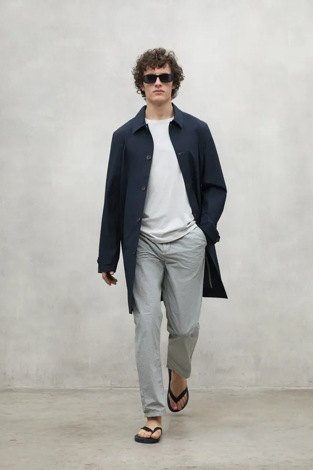 chaqueta-nimega-de-ecoalf-poli-ster-reciclado-azul-marino image 1