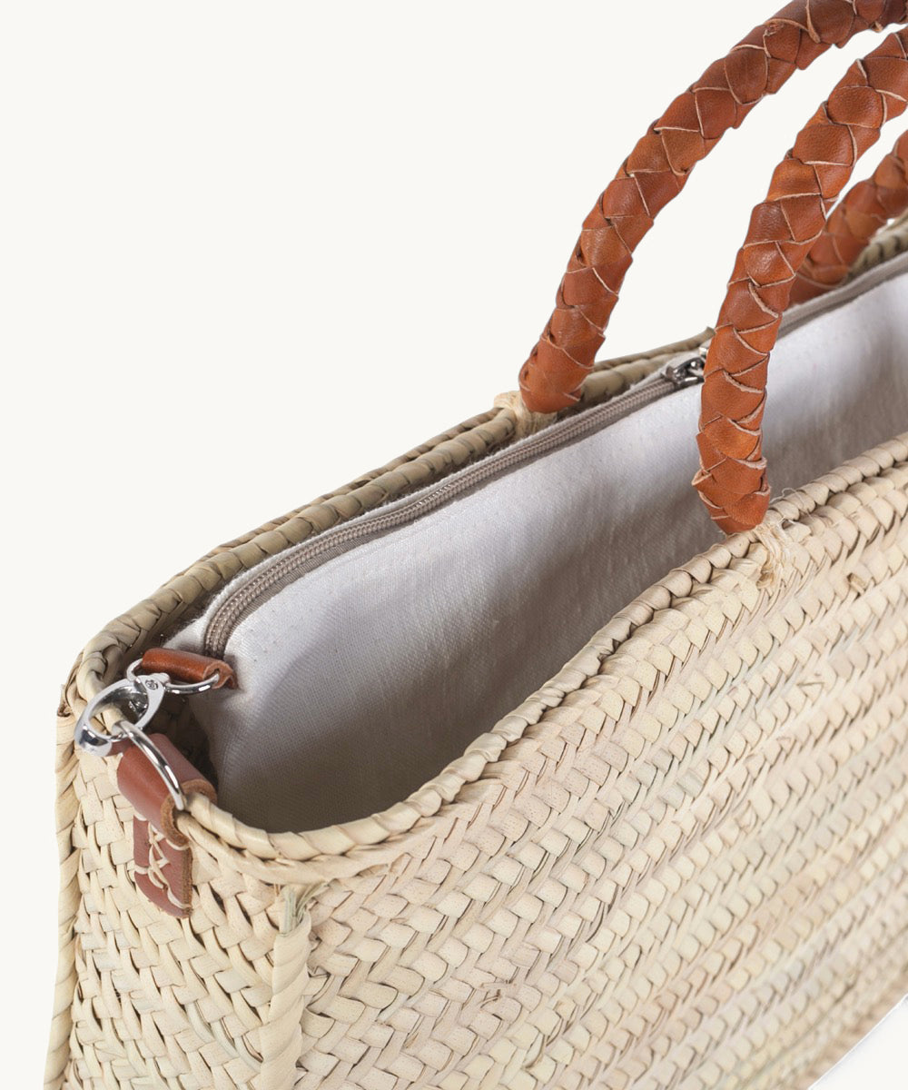 bolso-capazo-kbas-de-palma-natural-con-asas-de-cuero image 4
