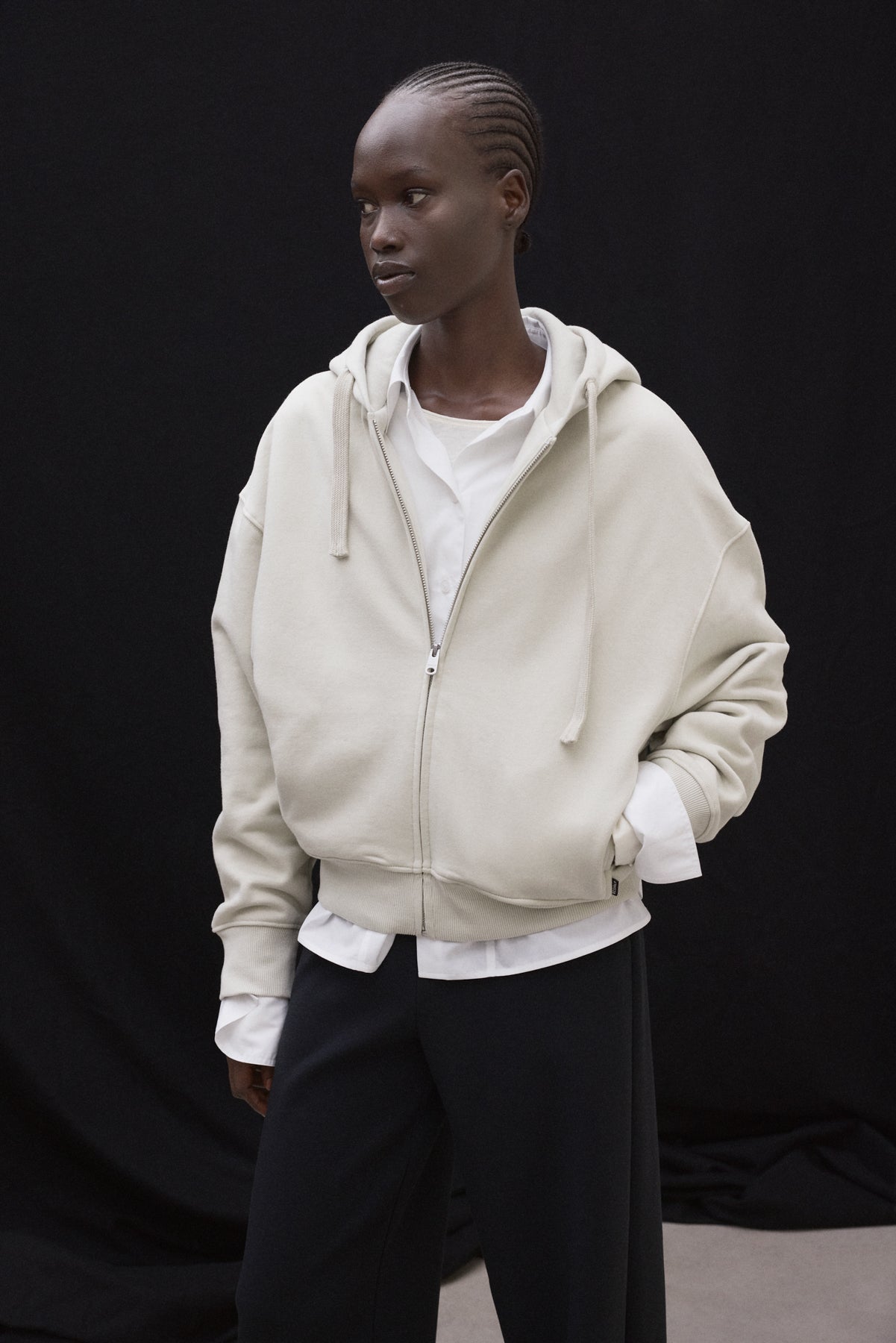 sudadera-ayllona-beige-de-ecoalf image 5