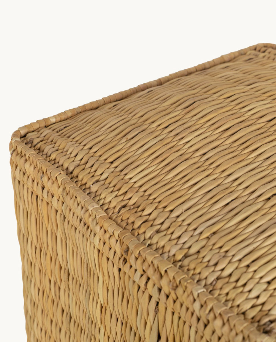 puff-de-junquillo-natural-kbas-32x32x32-cm-color-nico-acabado-liso image 2
