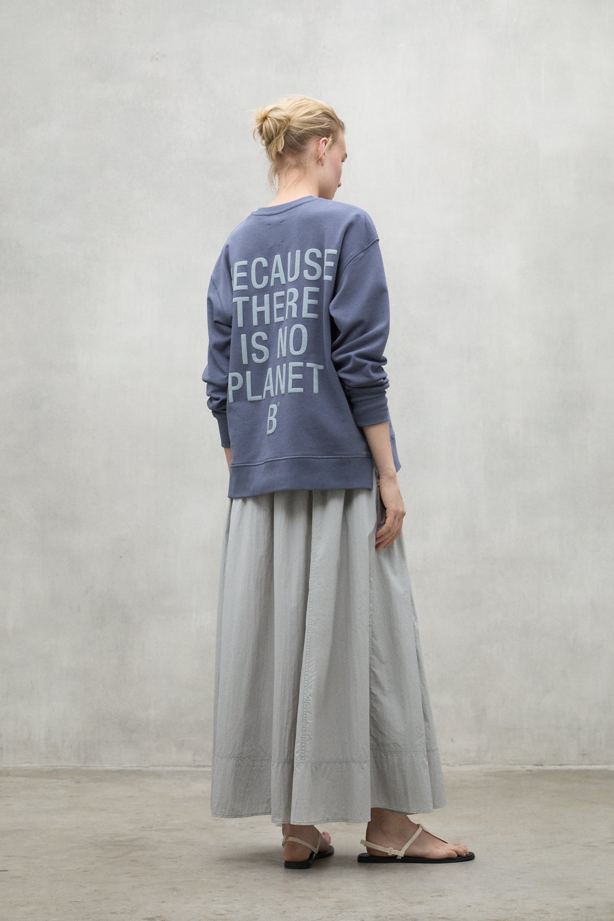 ecoalf-sudadera-storm-gris-oscuro-de-mujer image 1