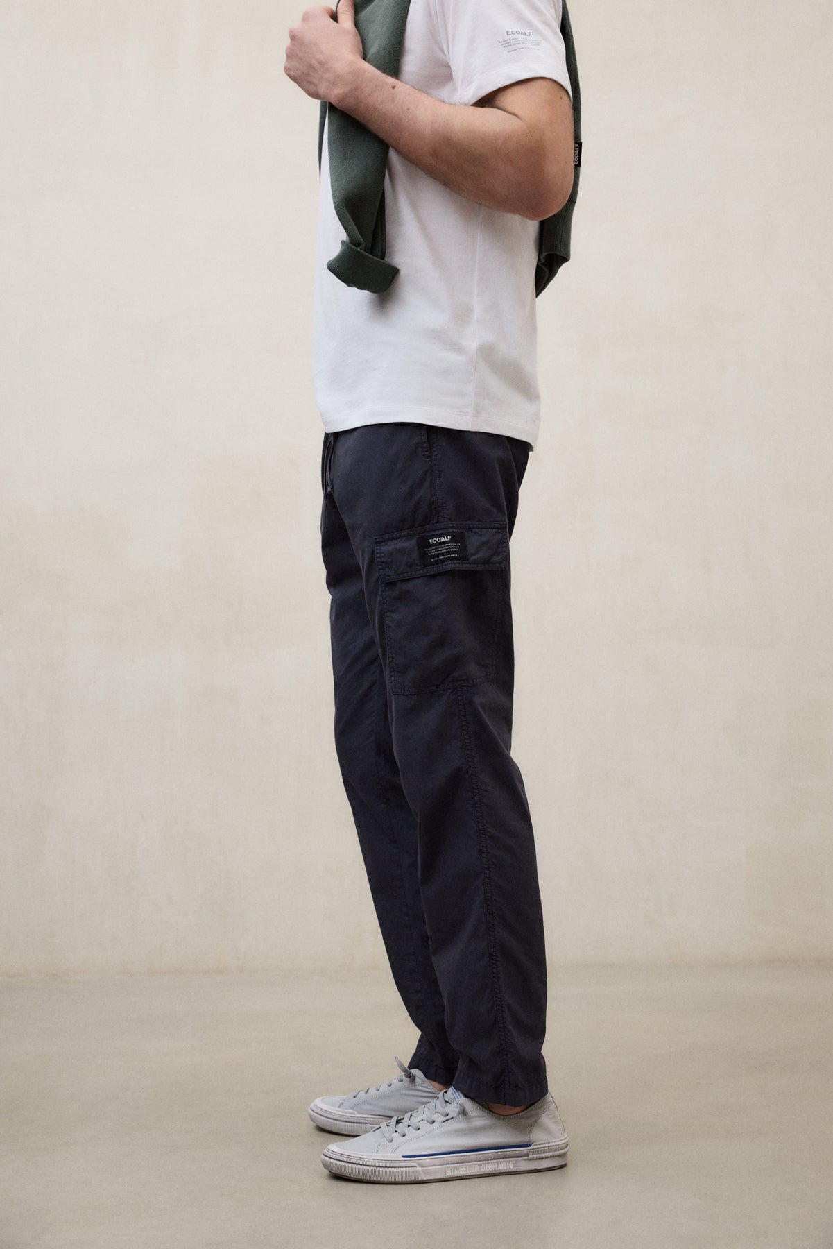 ecoalf-pantalones-targo-azul-marino-pantalones-de-algod-n-regenerativo-con-tinte image 5