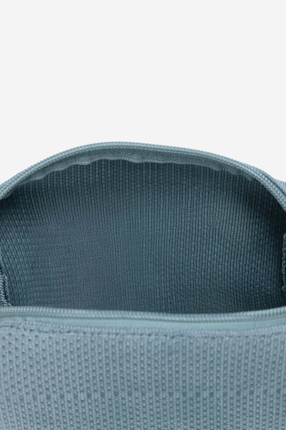 ecoalf-bolso-jervis-tika-azul-de-mujer-100-poli-ster-reciclado-uto-12-5x14x21-cm image 5