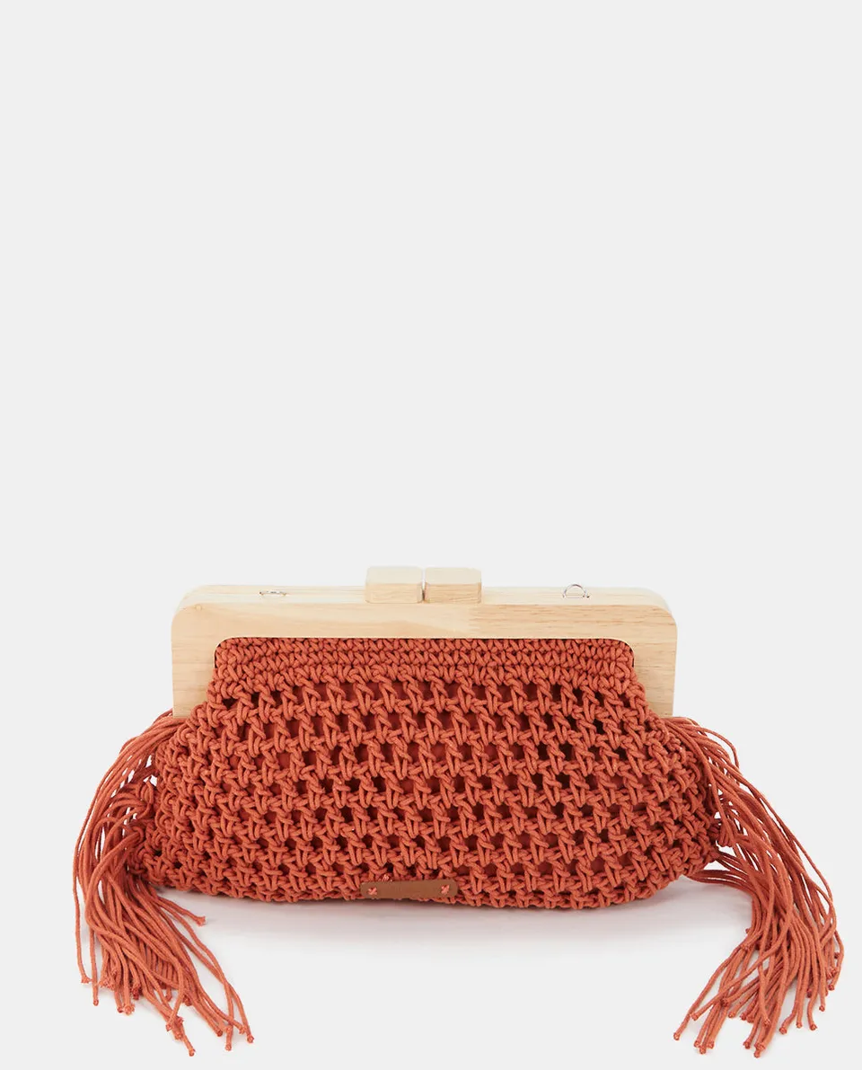 abbacino-clutch-macram-naranja-boho-con-flecos image 1