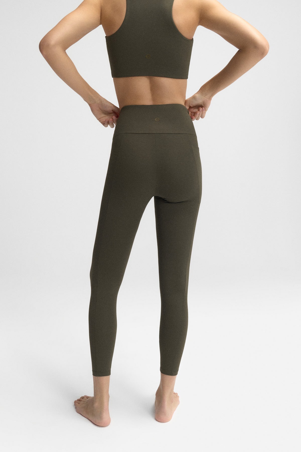 leggings-didasa-verdes-de-ecoalf-para-mujer-meryl-hidr-geno image 7