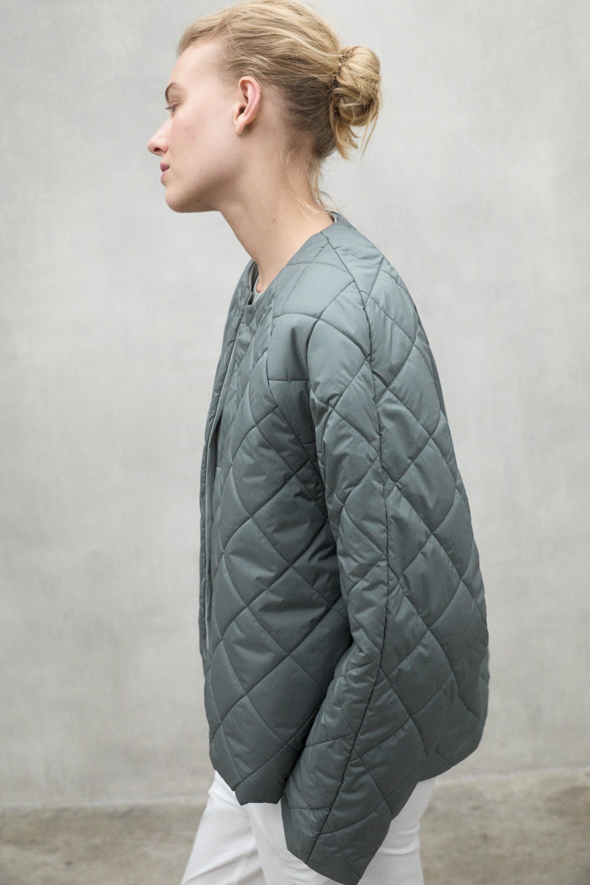 chaqueta-reversible-gavea-gris-ecoalf-63-poliamida-reciclada-oversize image 2