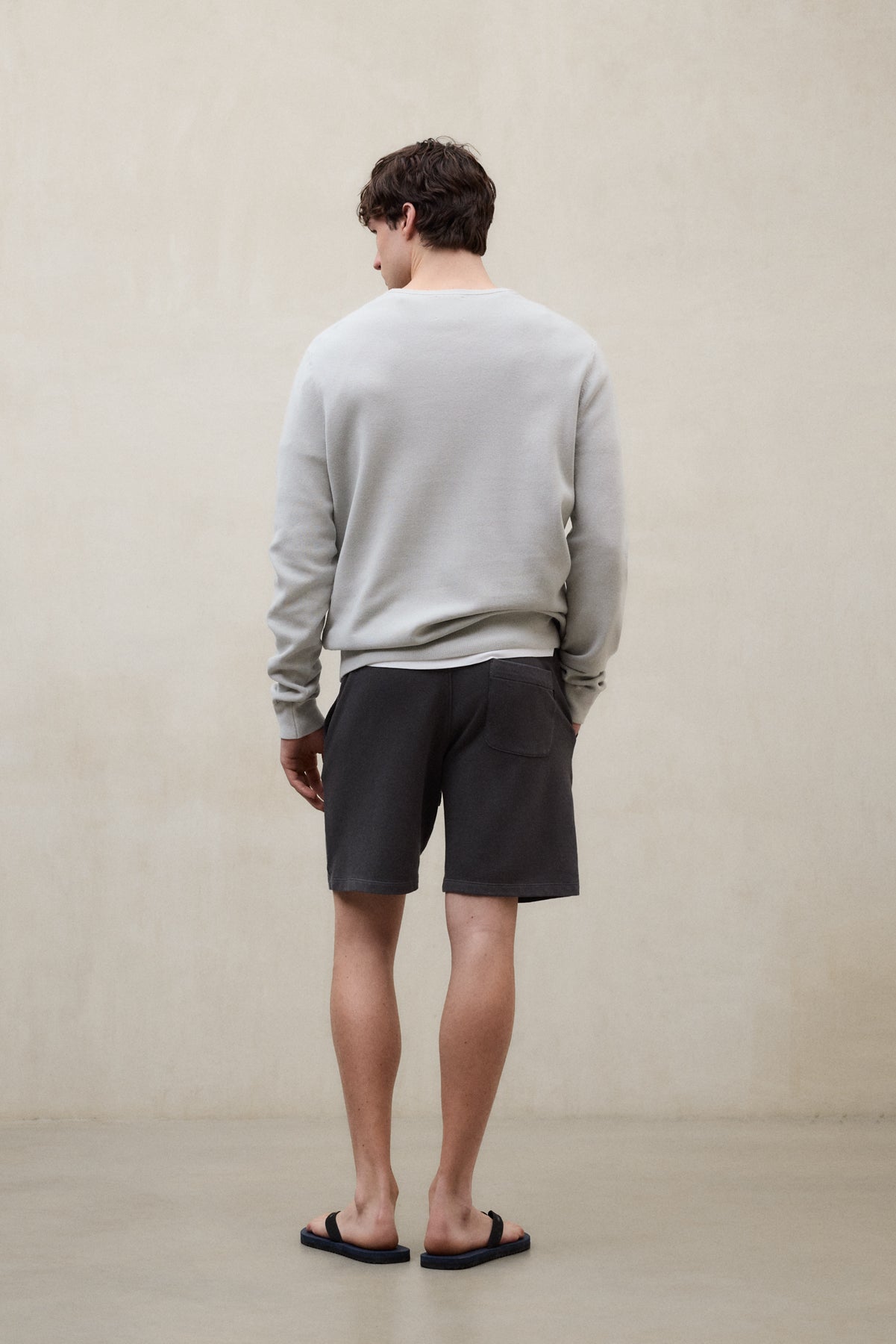 shorts-bosa-gris-oscuro-ecoalf-100-algod-n-reciclado-fit-regular image 3