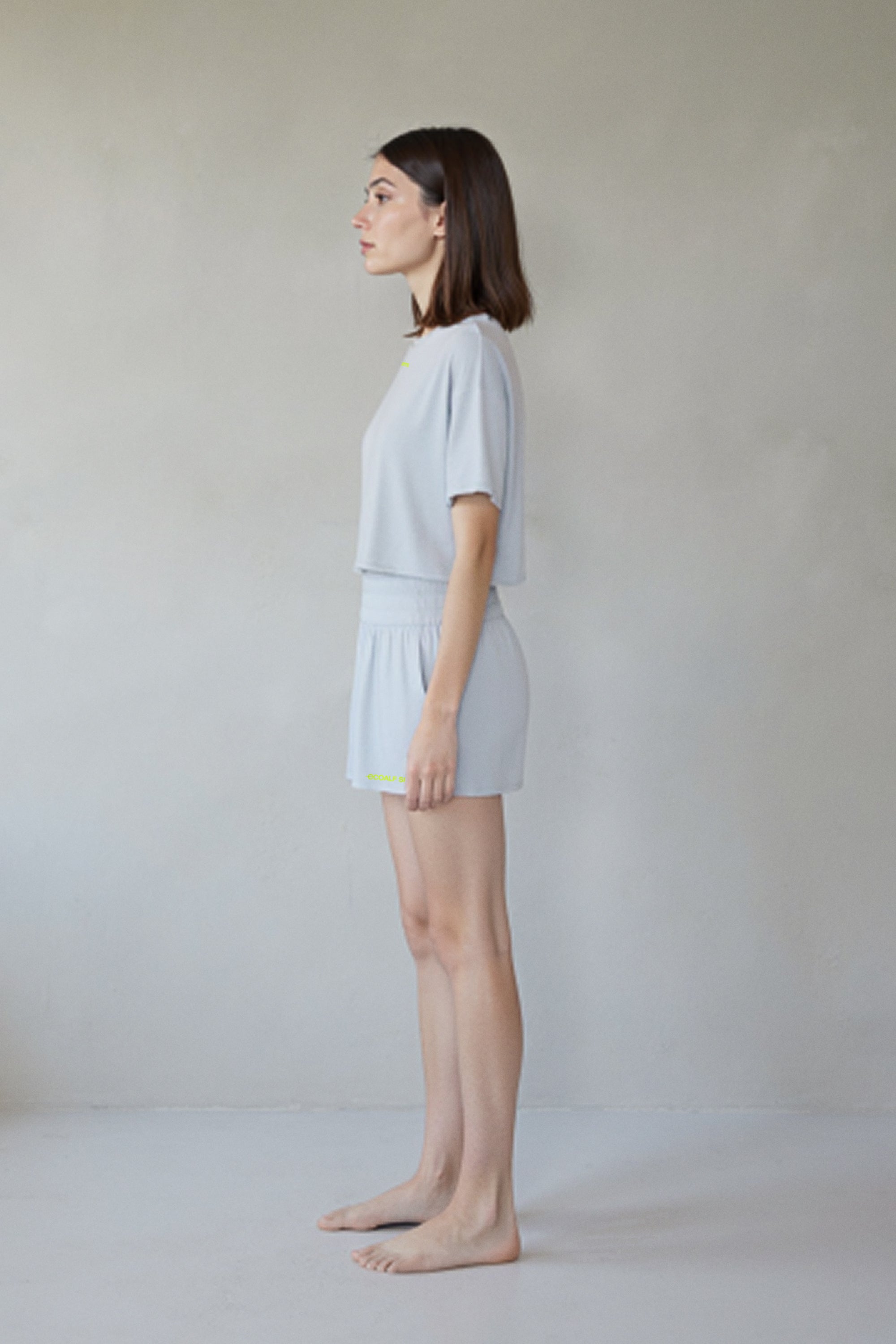 ecoalf-shorts-spring-gris-de-mujer-upf-50-secado-r-pido-nylon-reciclado image 3