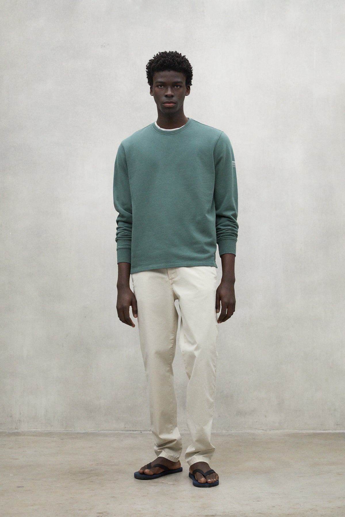 sudadera-sustano-de-ecoalf-para-hombre-algod-n-org-nico-y-reciclado-color-verde image 2