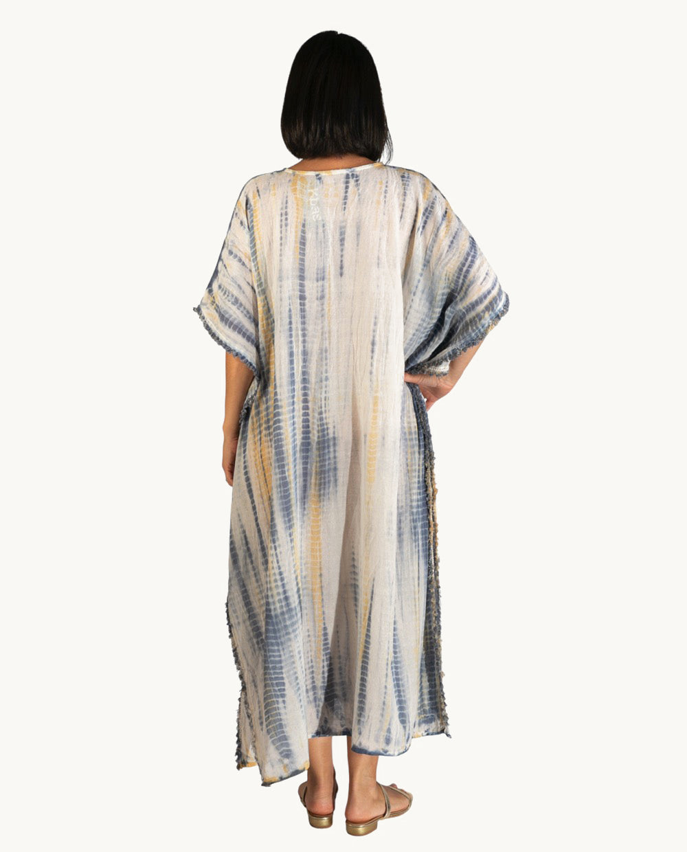 kbas-caft-n-de-algod-n-talla-nica-color-azul-vestido-relax-ss26 image 2