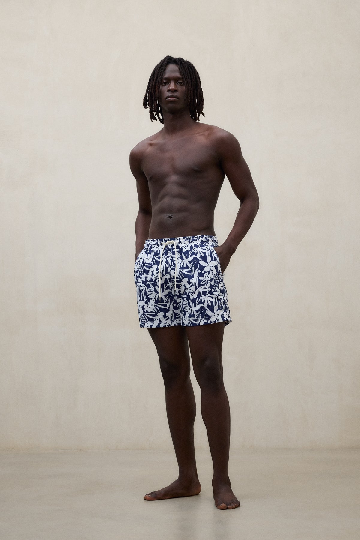 ba-ador-ecoalf-bequia-azul-para-hombre-100-poliamida-reciclada-fit-regular image 3