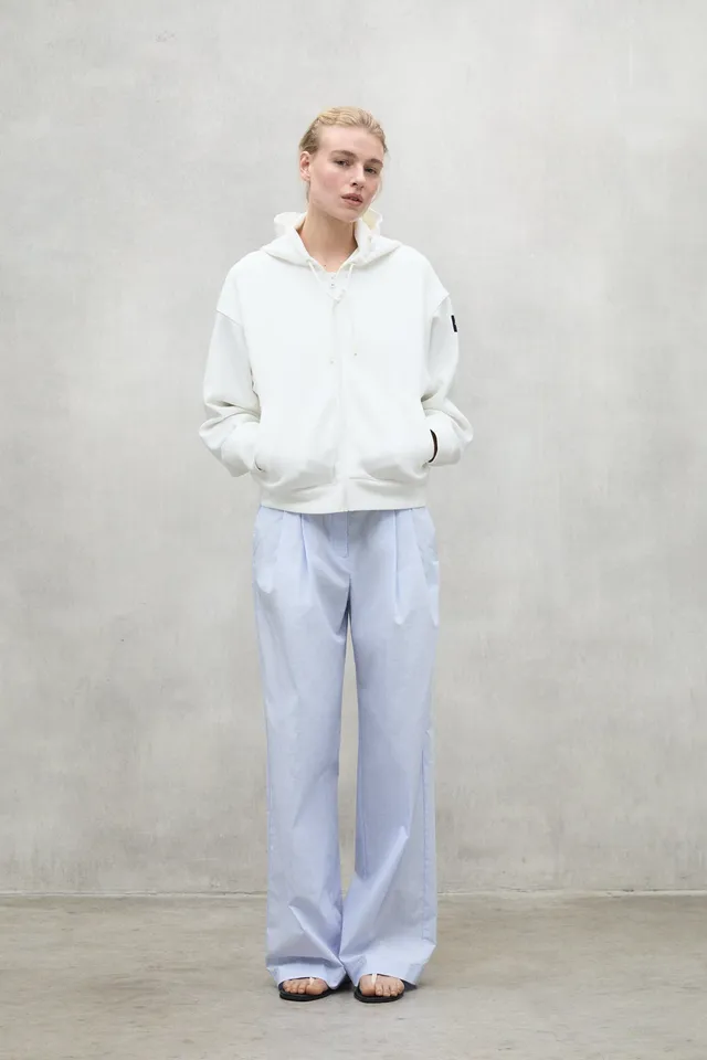sudadera-con-capucha-ecoalf-arica-blanca-para-mujer-fit-holgado-16-lenzing-ecove image 1